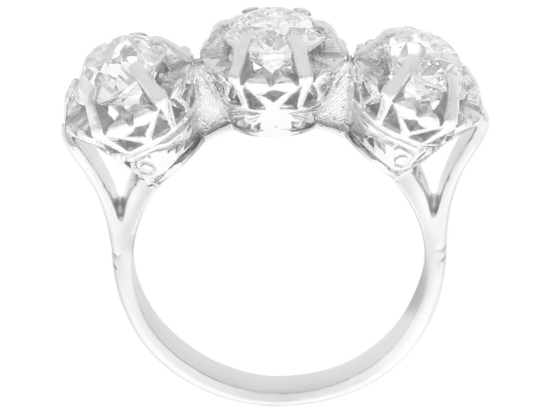 Women's or Men's 1920s 1.81 Carat Diamond Trilogy Ring in Palladium For Sale
