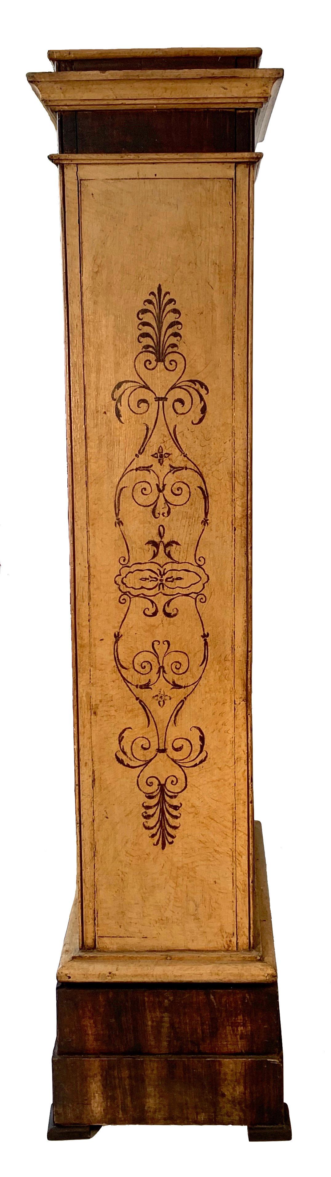 Antike 1820 Italien Säule Säule Sockel gemalt Holz Lagerung Schrank im Angebot 1