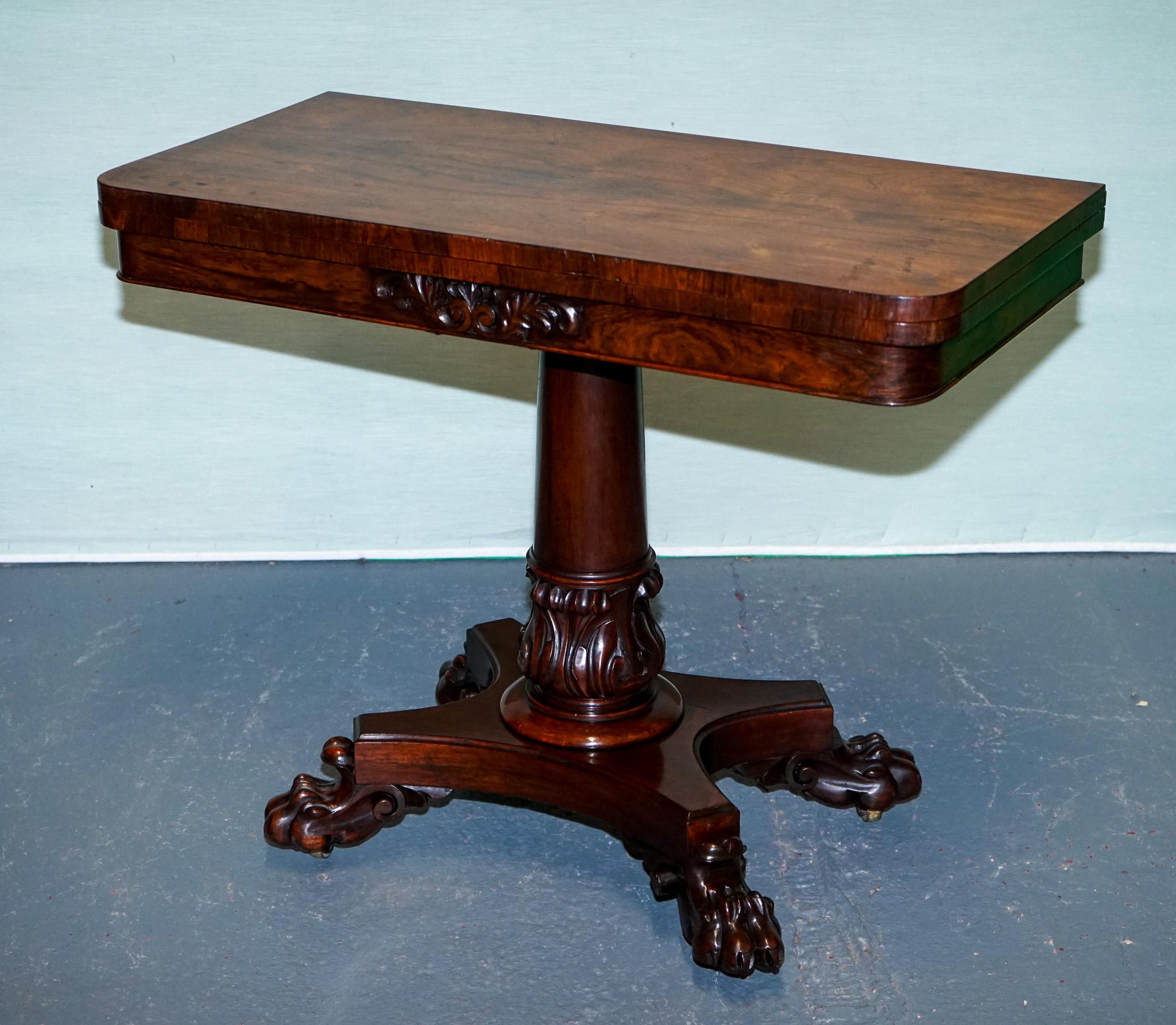 British ANTIQUE 1830s WILLIAM IV FOLDING PEDESTAL CARD GAME TABLE CARVED PAW BASE For Sale