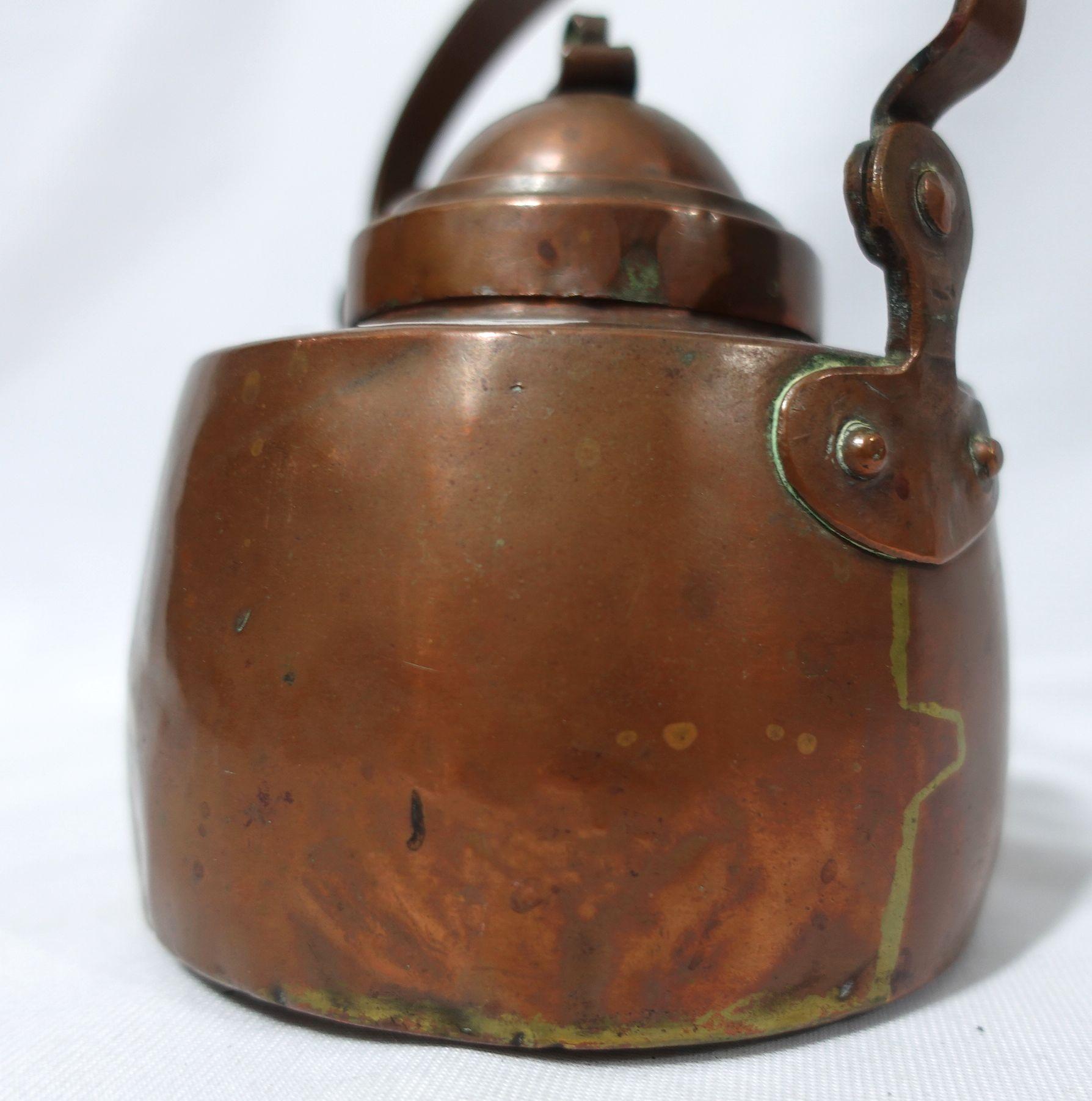 Antique 1840 A Small French Copper Tea Kettle, TC#06 In Good Condition For Sale In Norton, MA