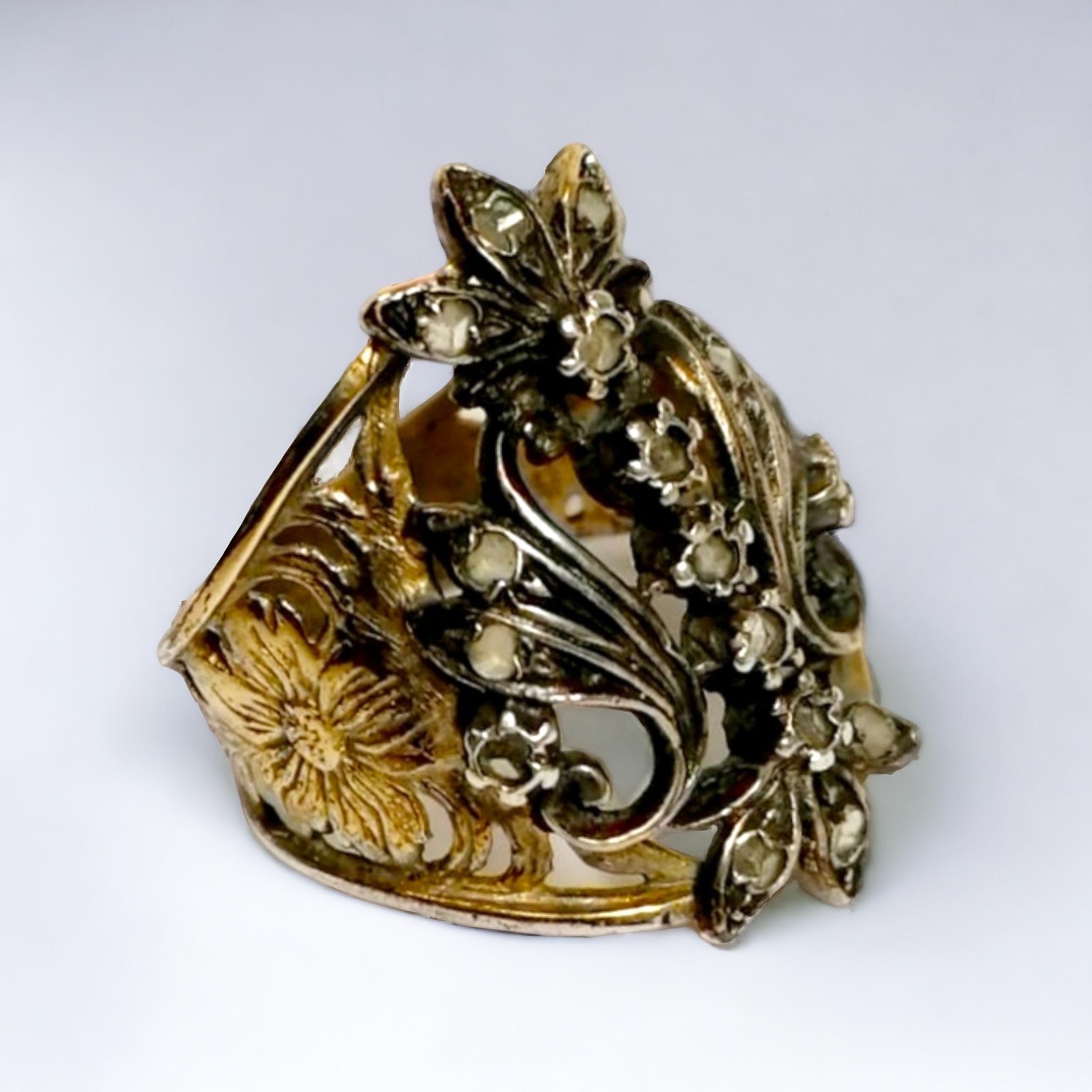 Antique 1840 Iberian Rose Cut Diamond Ring  (Spain Origin) In Good Condition For Sale In OVIEDO, AS