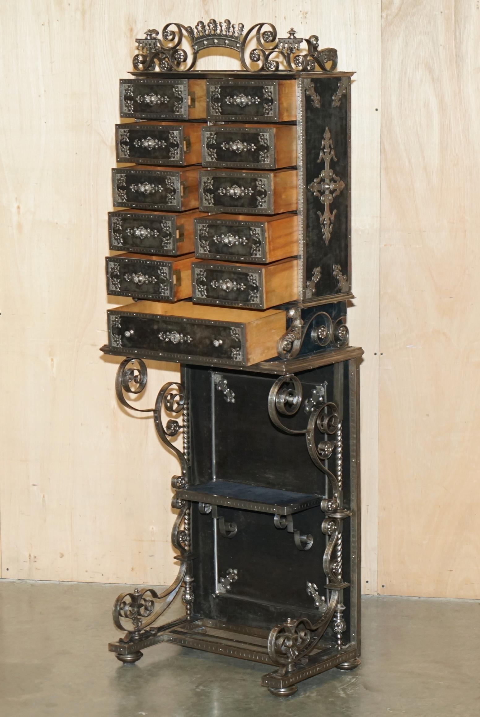 ANTIQUE 1840 METAL DENTAL CHIRURGIE CABINET WITH CROWN DETAILING & DRAWER LOCKs For Sale 8