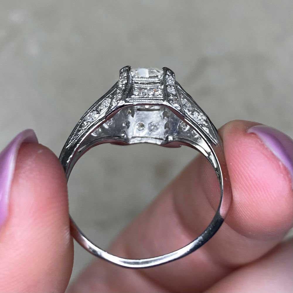 Antique 1.85 Carat Old Euro-Cut Diamond Engagement Ring, VS1 Clarity, circa 1920 For Sale 4