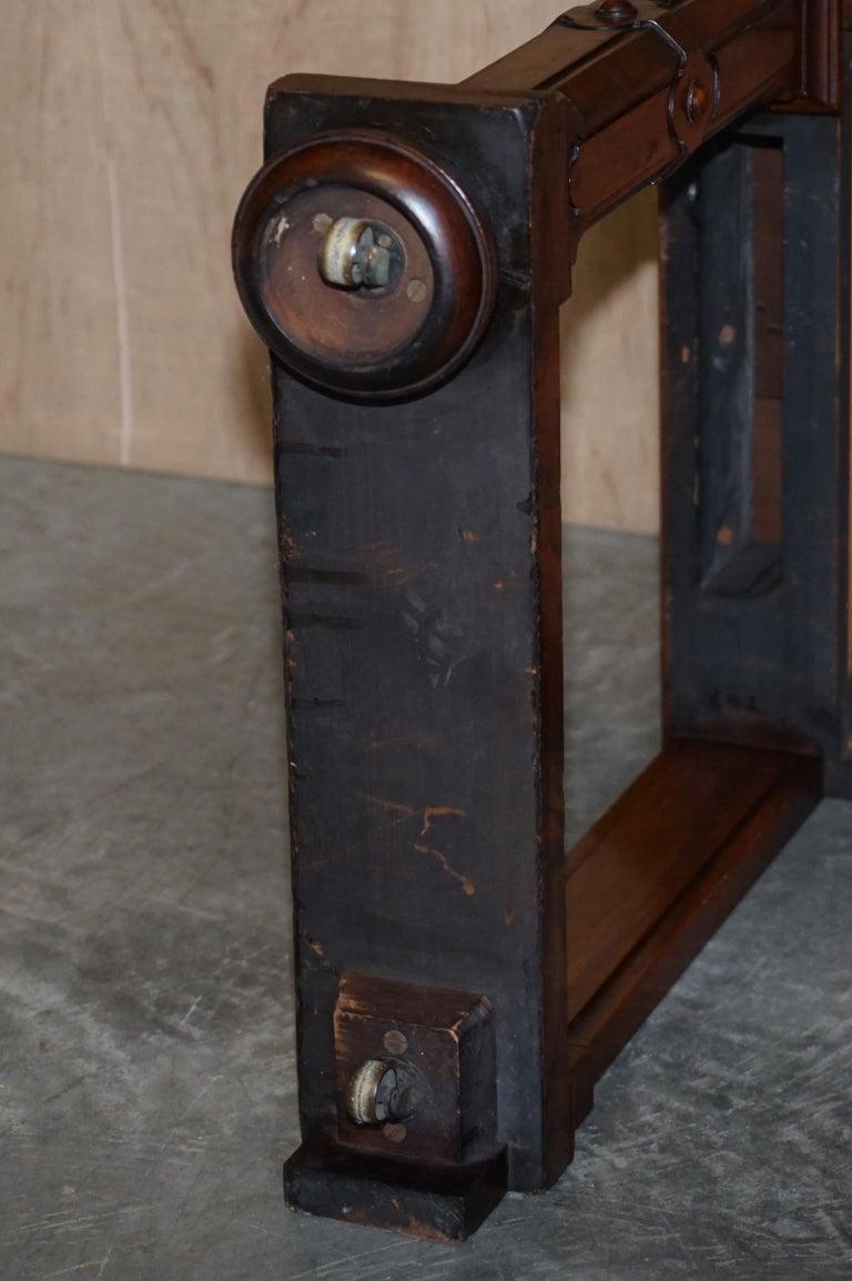 Antique 1850 Renaissance Revival Burr Walnut Pugin Gothic Writing Table Desk For Sale 3