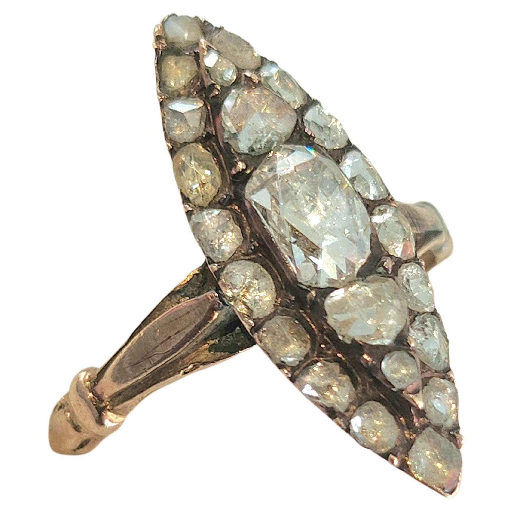 Antique 1850s Rose Cut Diamond Gold Ring In Good Condition For Sale In Cairo, EG