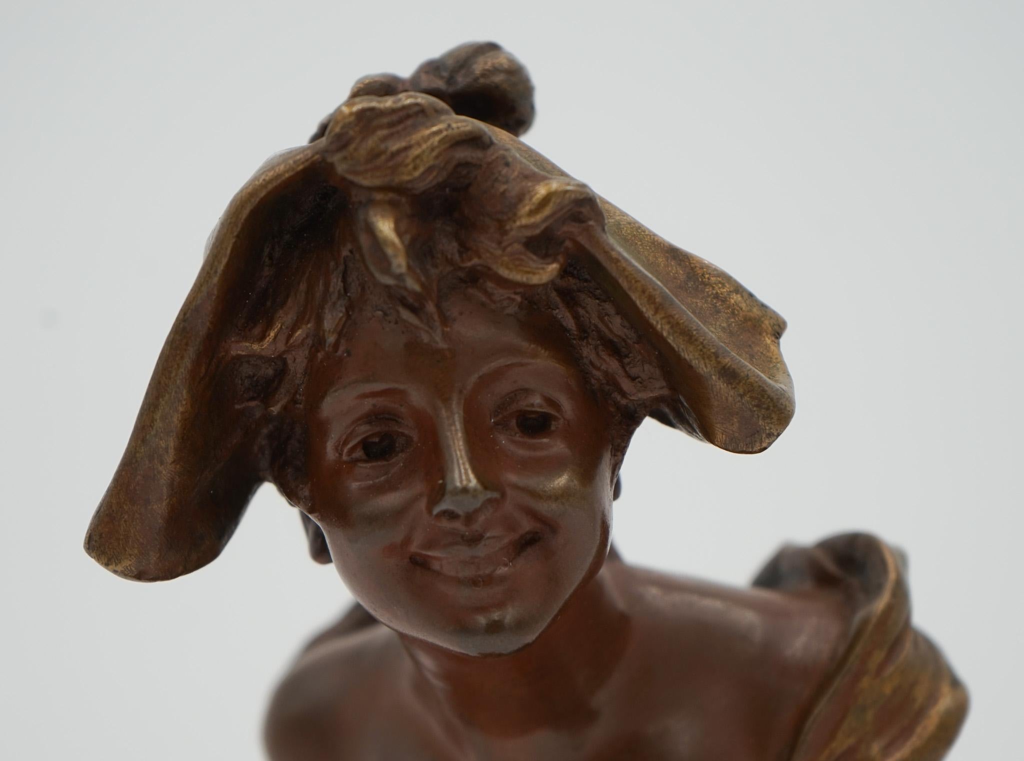 Antico 1856-1951 Georges Van der Straeten Busto in bronzo di donna olandese in vendita 6
