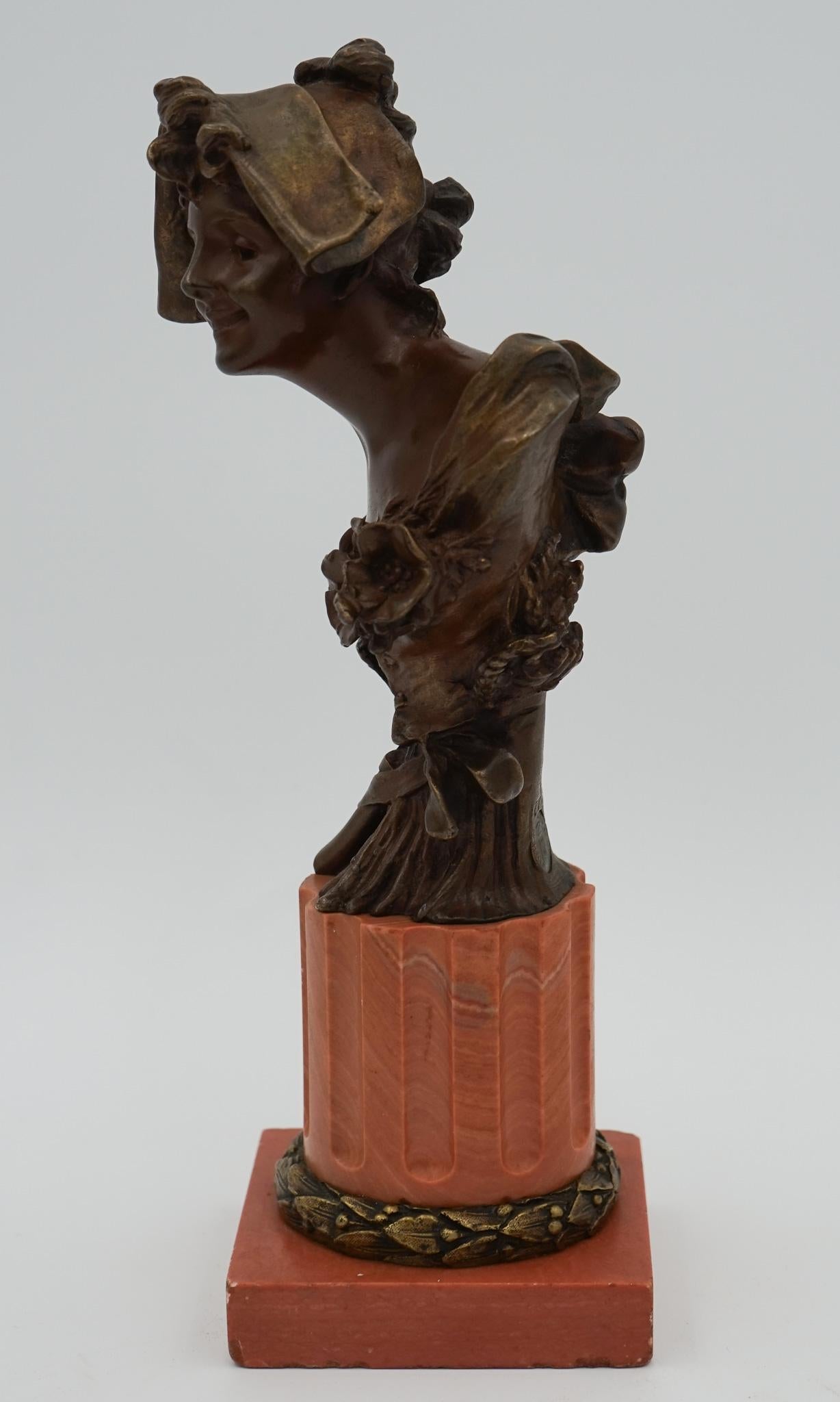 Fatto a mano Antico 1856-1951 Georges Van der Straeten Busto in bronzo di donna olandese in vendita