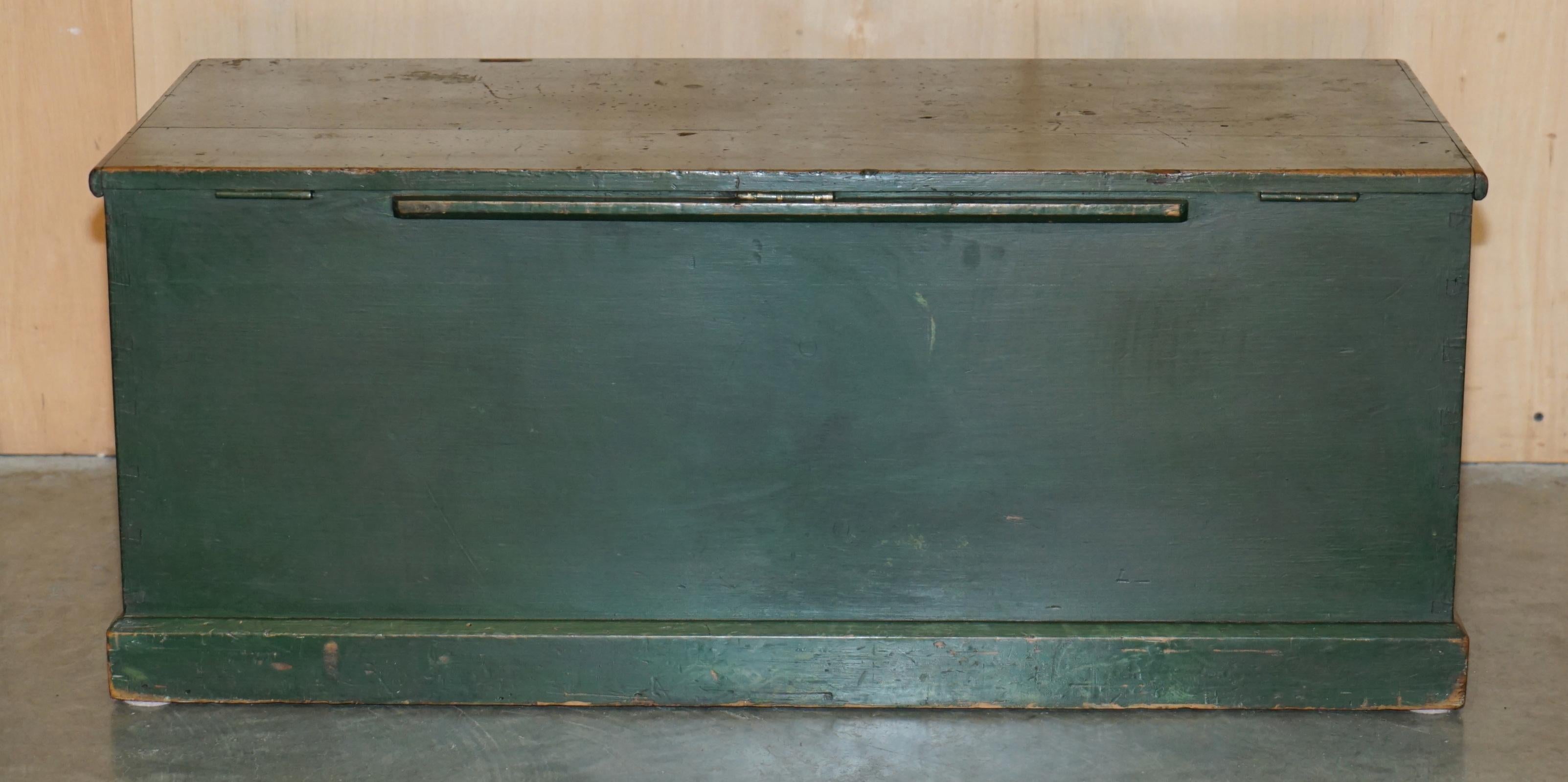 ANTIQUE 1856 DATED HAND PAiNTED GREEN TRUNK CHEST IN PINE FROM AUSTRIA 9