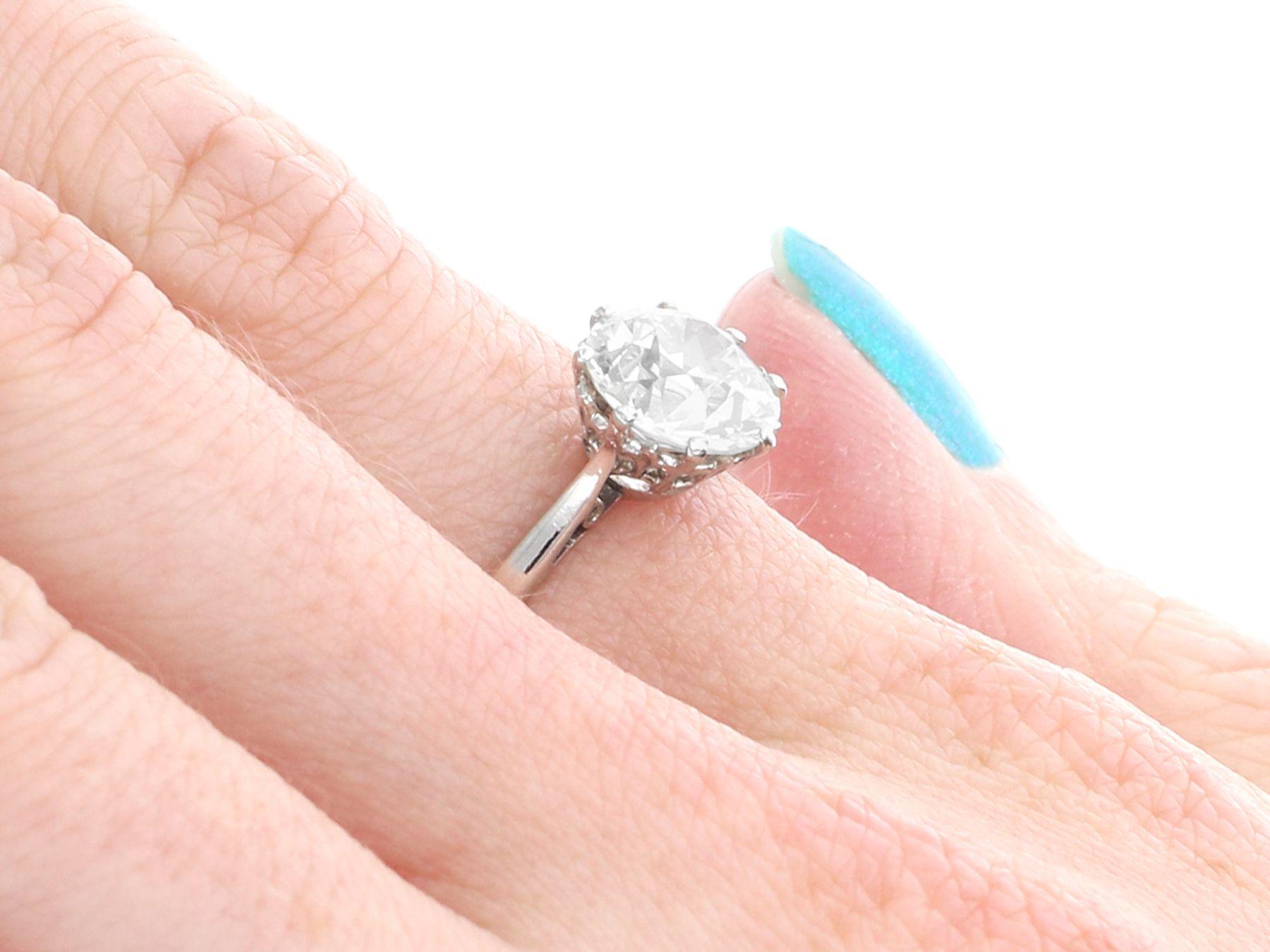Antique 1.86 Carat Diamond and Platinum Solitaire Engagement Ring For Sale 1