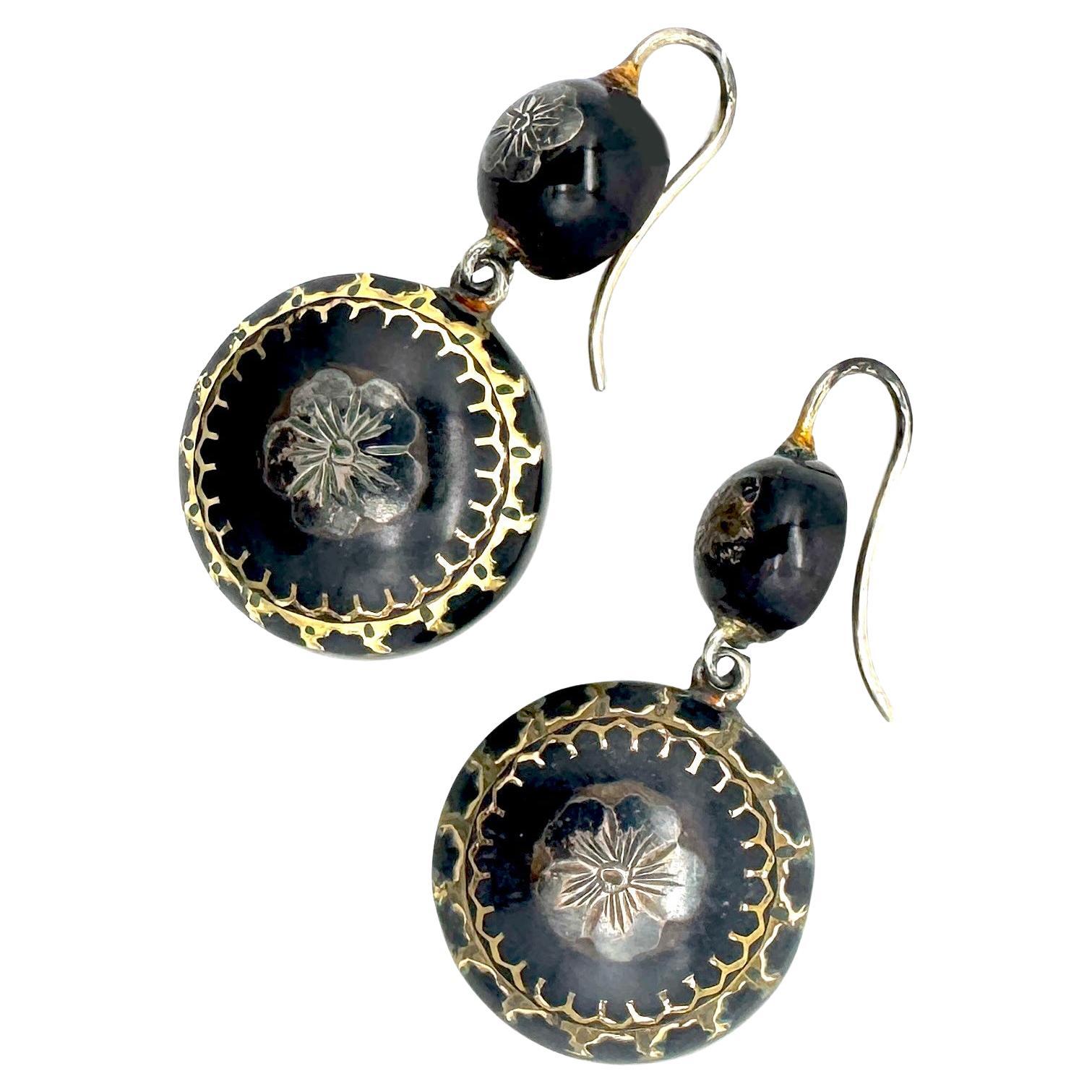 Antico 1870 Horn Piqué Orecchini Dangle Gioielli Sentimentali Viole del pensiero