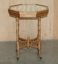 ANTIQUE 1880 ENGLiSH ORNATELY HAND CARVED WALNUT CHESSBOARD GAMES CHESS TABLE
