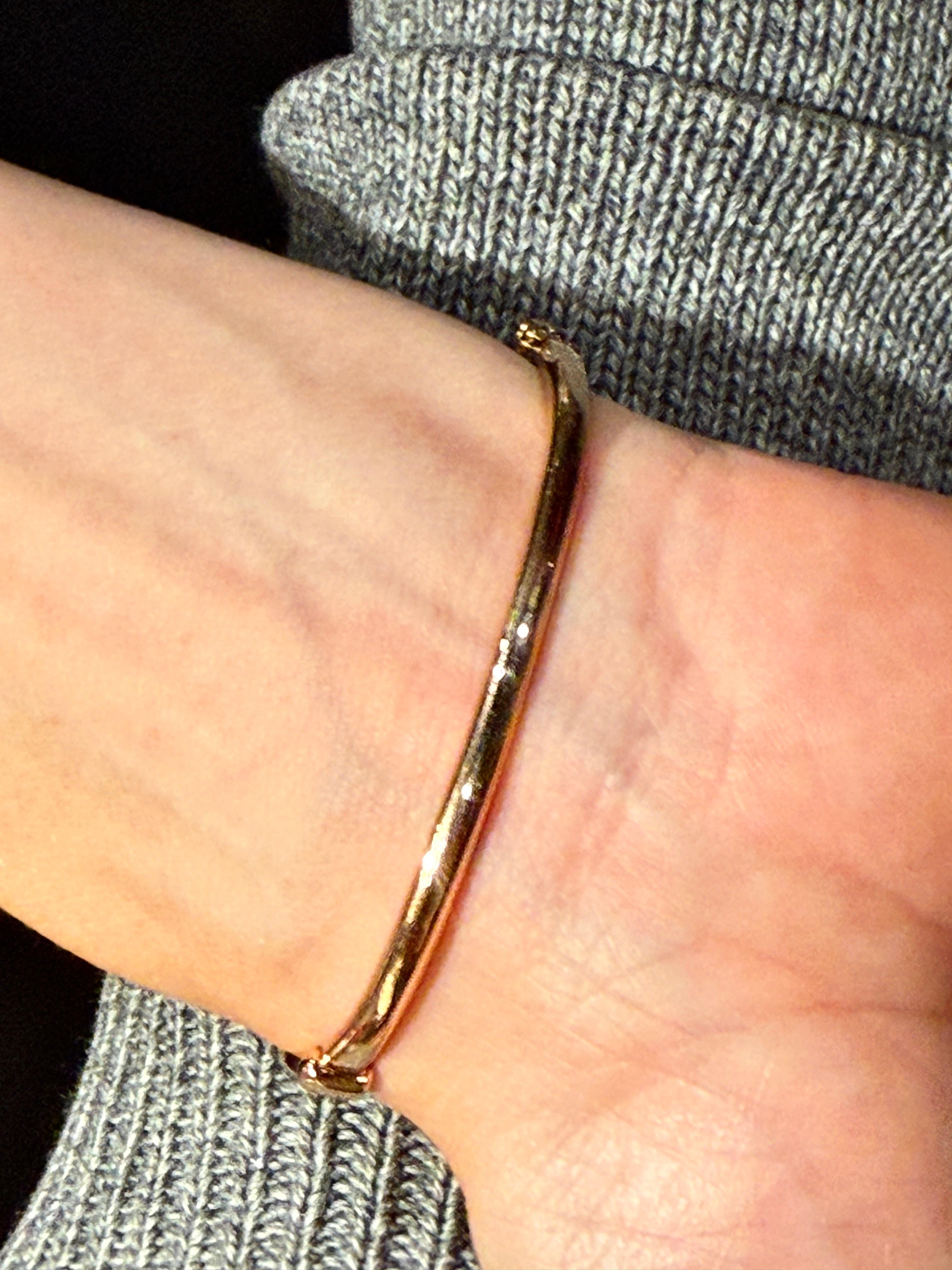 Antico bracciale a serpente del 1880 con occhi di rubino e diamante da 1 carato in oro 14 carati in vendita 1