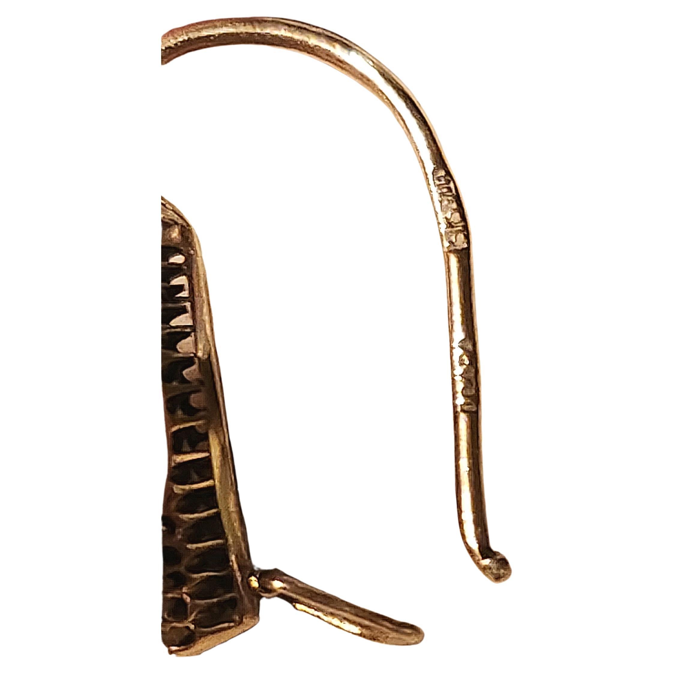 Boucles d'oreilles en or à diamants taillés en rose, Russie, 1880 en vente 1