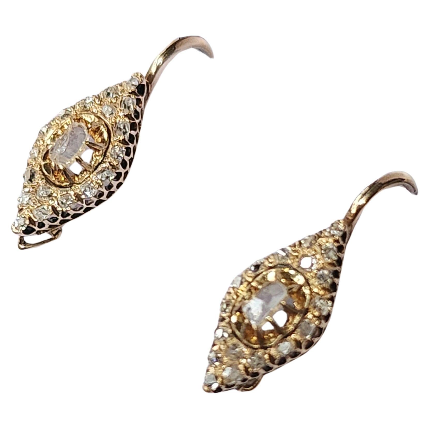 Boucles d'oreilles en or à diamants taillés en rose, Russie, 1880 Pour femmes en vente