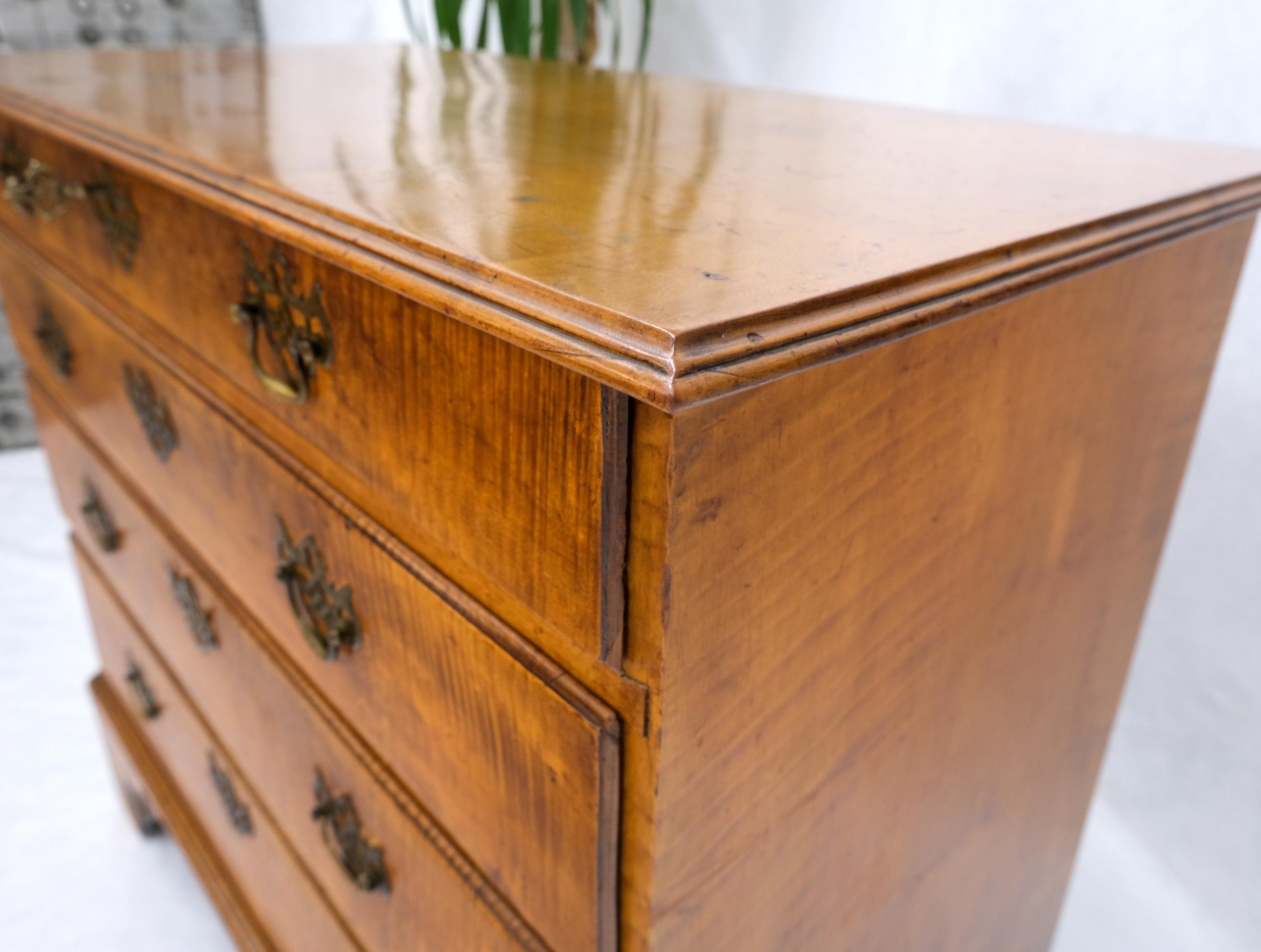 Antique 1880s Tiger Maple Chippendale Style Bachelor Chest Drawers Dresser For Sale 5