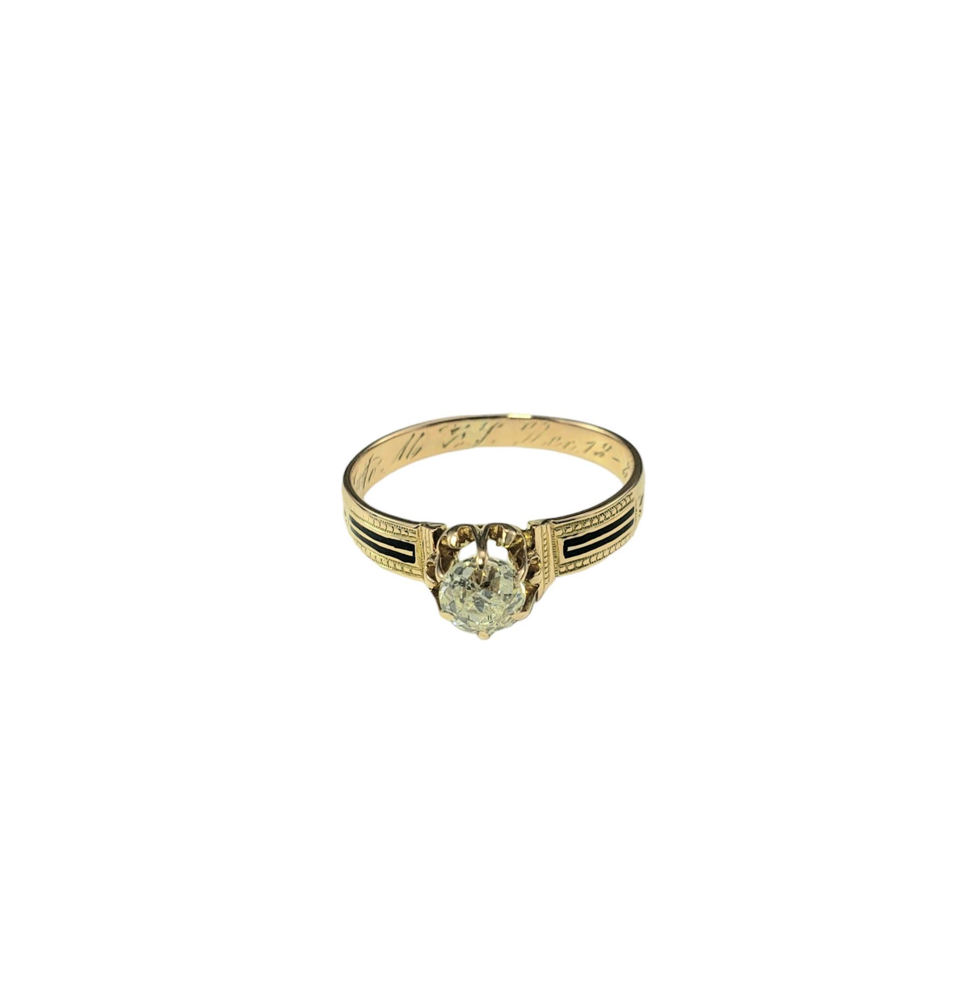 Antique 14 Karat Yellow Gold and Diamond Engagement Ring Size 6.5

This sparkling ring features one European cut diamond set in beautifully detailed 14K yellow gold.  

Engraved inside with the date Dec. 18, '81

Shank: 2 mm.

Approximate total