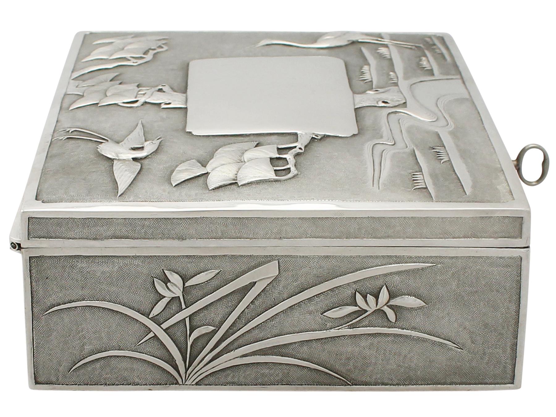An exceptional, fine and impressive antique Chinese export silver box with lock; an addition to our oriental silver collection.

This exceptional antique Chinese Export Silver (CES) locking box has a rectangular form.

The surface of this