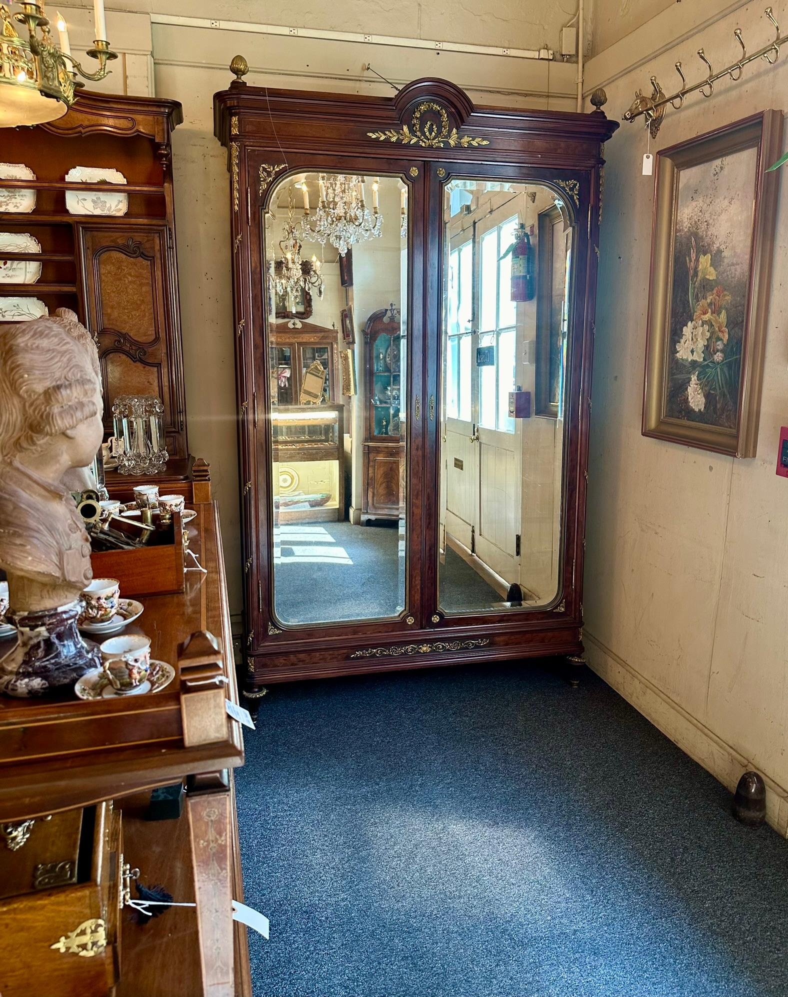 Antique 1890s French Plum Pudding Mahogany & Gold Bronze Mirrored 2 Door Armoire For Sale 3
