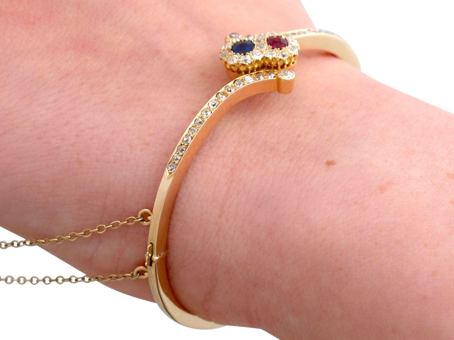 Antique 1890s Ruby and Sapphire 1.50 Carat Diamond and Yellow Gold Bangle For Sale 4