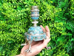 Argent russe du 19ème siècle et émail cloisonné polychrome  Porte-bougies