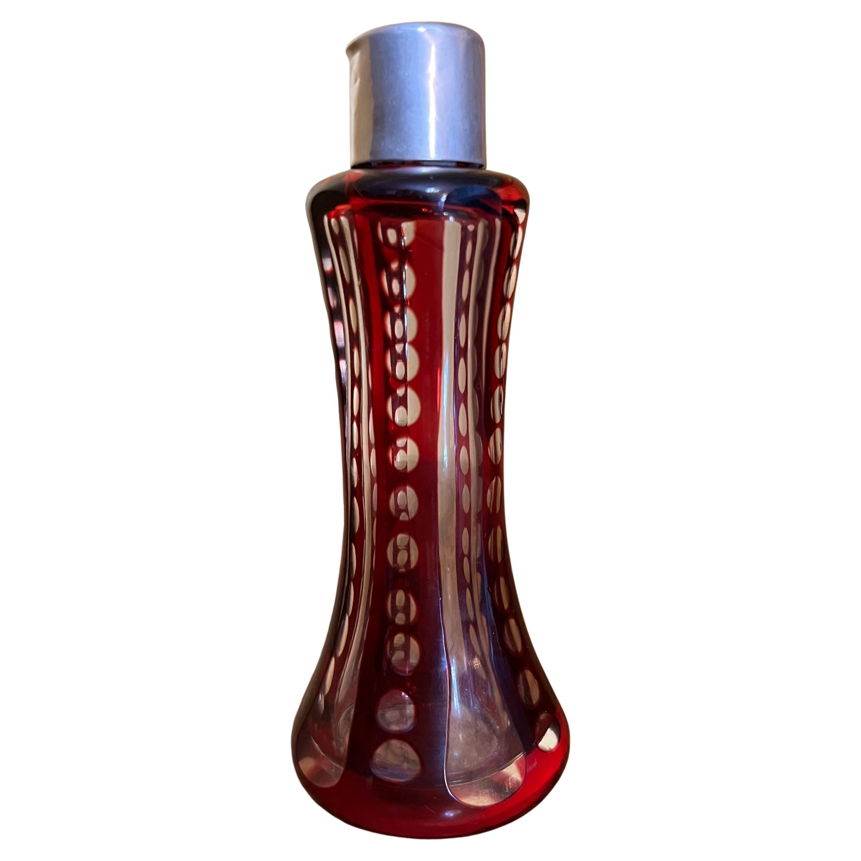 Flacon de parfum ancien en verre rouge en argent sterling de 1898