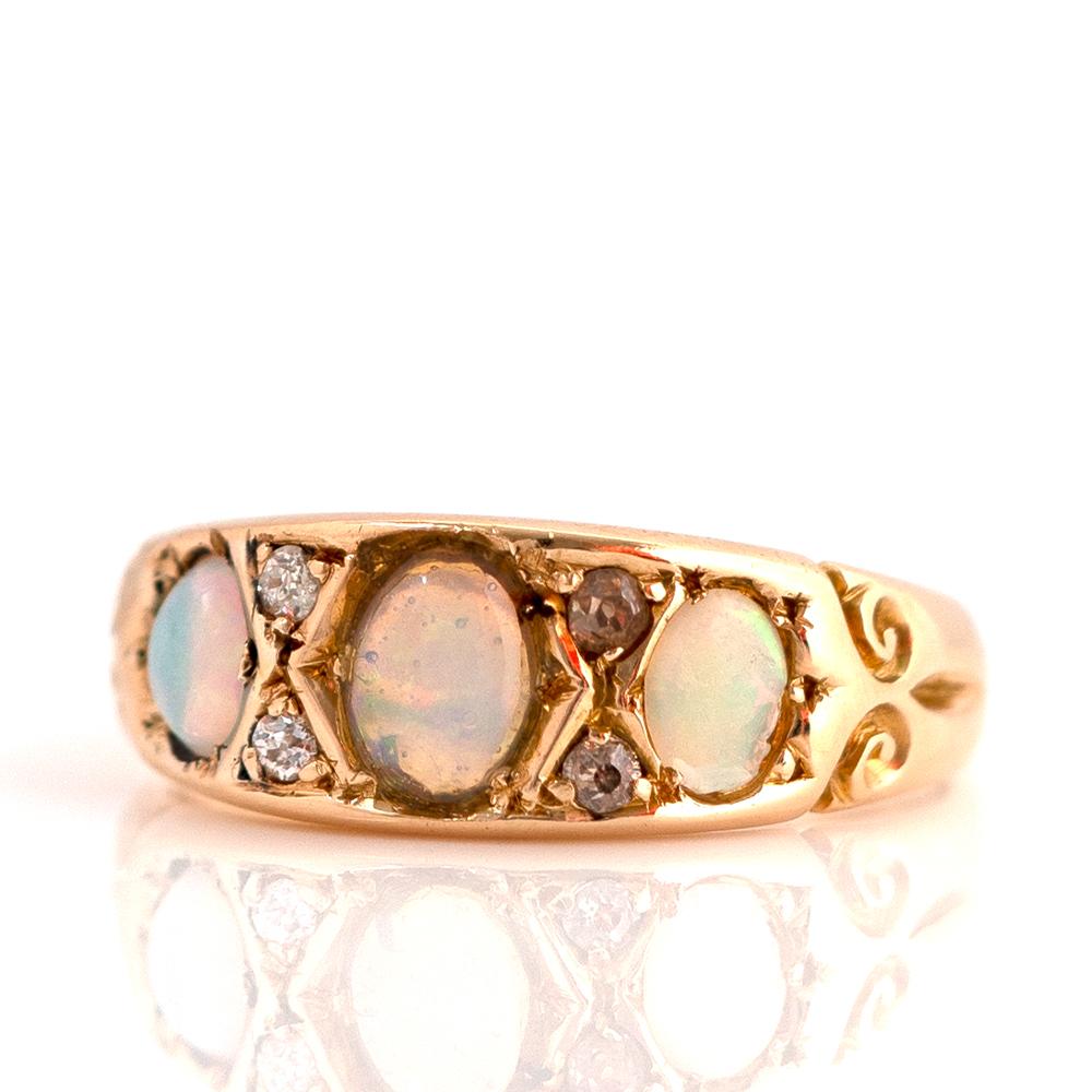 Antique 1899 Opal Diamond 18ct Gold Ring For Sale 1