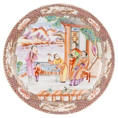 Antico piatto di porcellana cinese del 18° secolo China Rose Antiques Figural Mandarin Rose Qianlong
