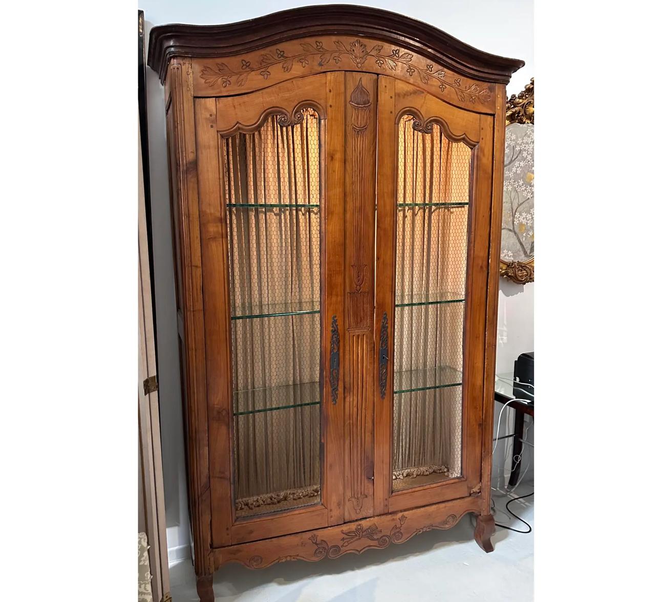 Antique 18C French Provincial Wire Front Armoire Display Cabinet In Good Condition In LOS ANGELES, CA