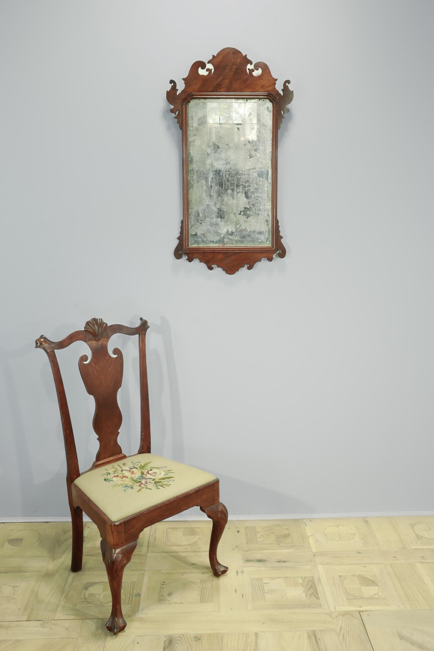 American Antique 18c John Elliot Attributed Chippendale Mahogany Mirror or Looking Glass