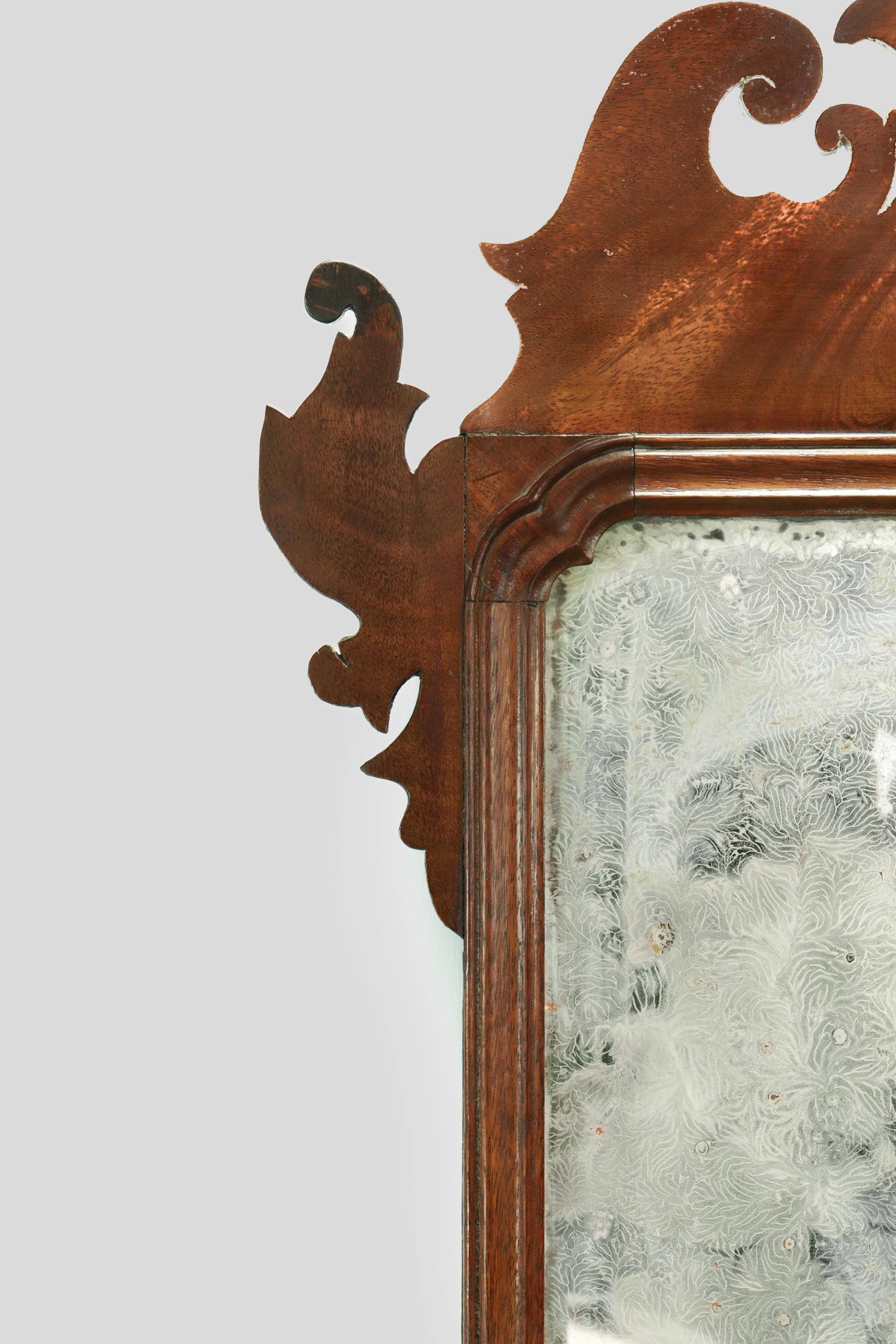 Antique 18c John Elliot Attributed Chippendale Mahogany Mirror or Looking Glass 1