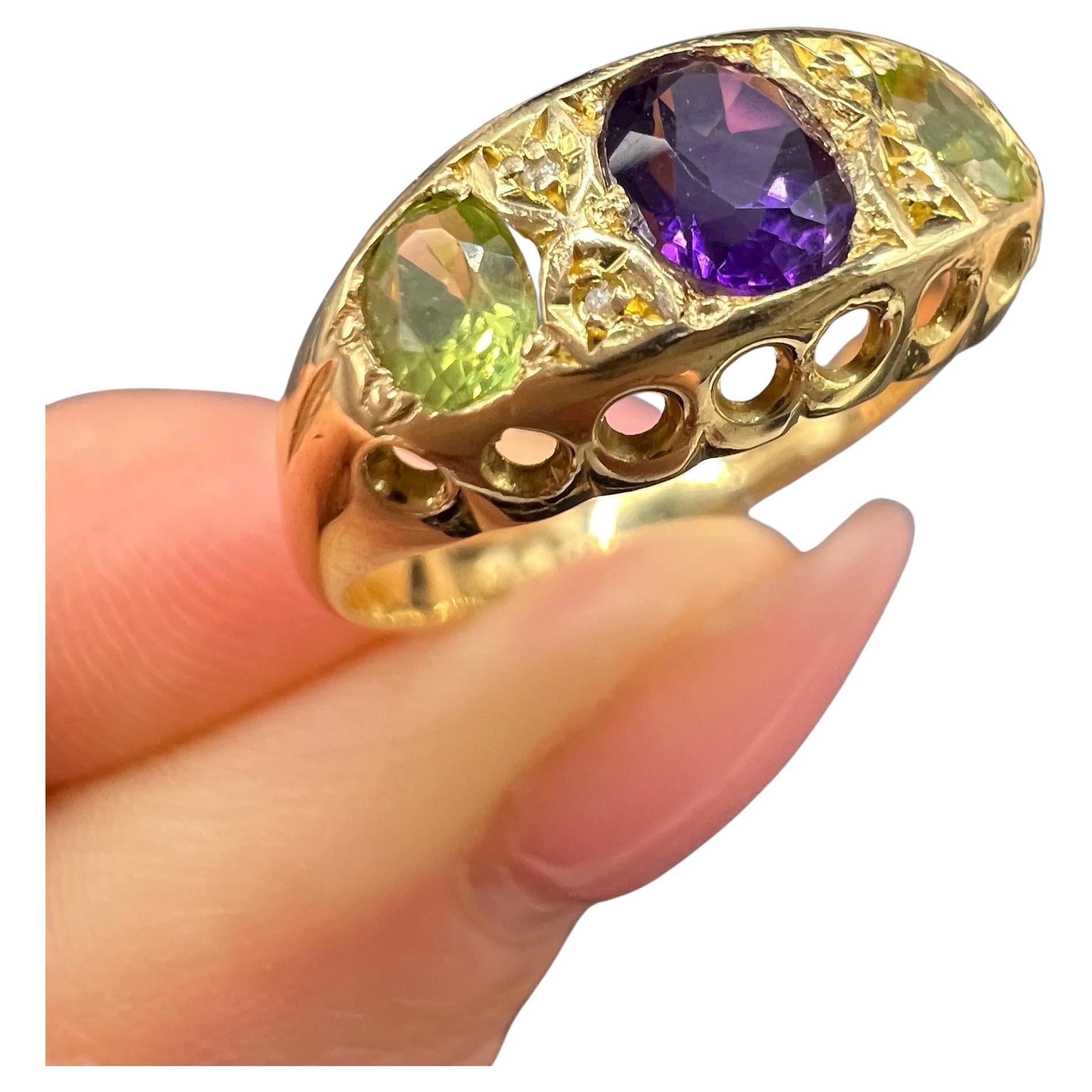 Antique 18ct Gold Amethyst, Diamond and Peridot Suffragette Ring Hallmarked 1915 For Sale