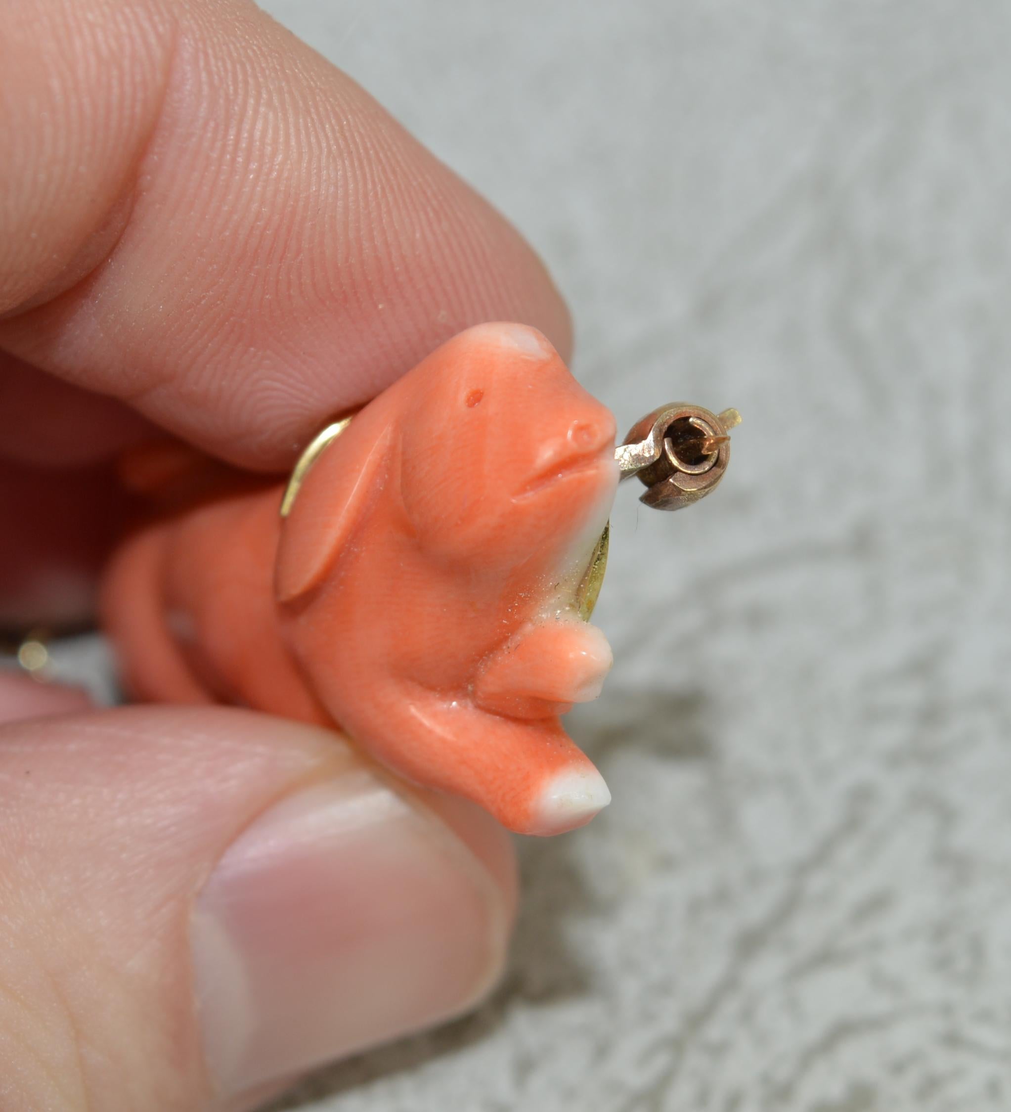 Antique 18ct Gold and Hand Carved Coral Pig Brooch For Sale 4