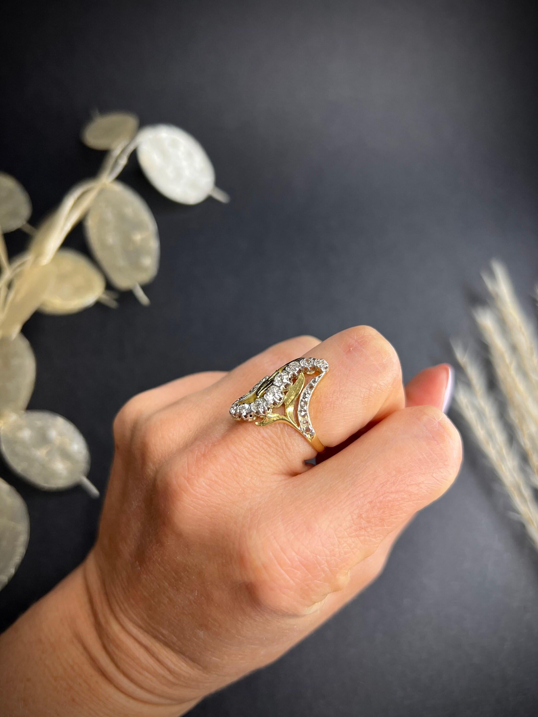 Antique 18ct Gold Art Nouveau Diamond Ring For Sale 1