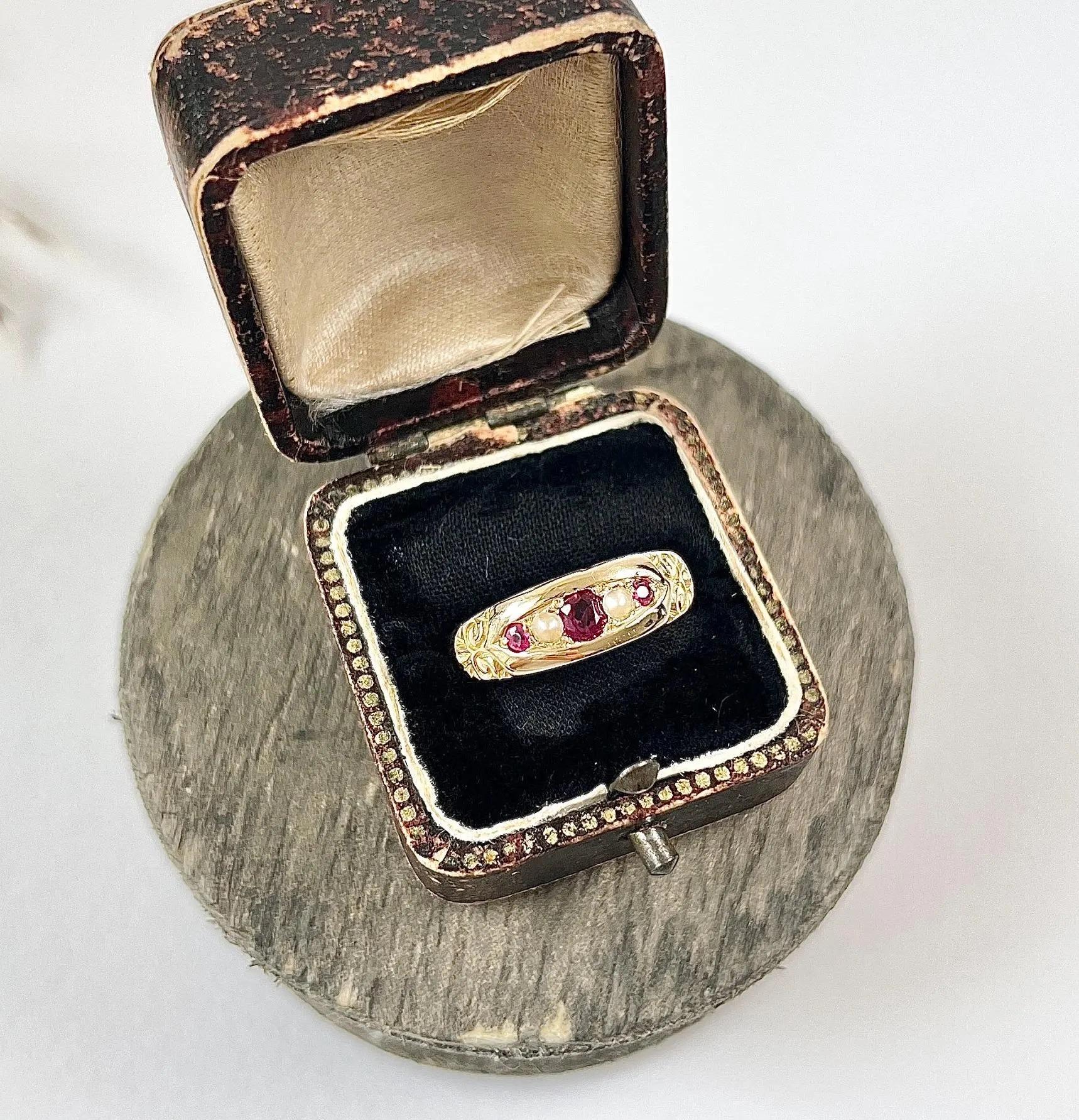 Antique 18ct Gold Birmingham Hallmarked, Edwardian 5 Stone Ruby & Pearl Ring 5