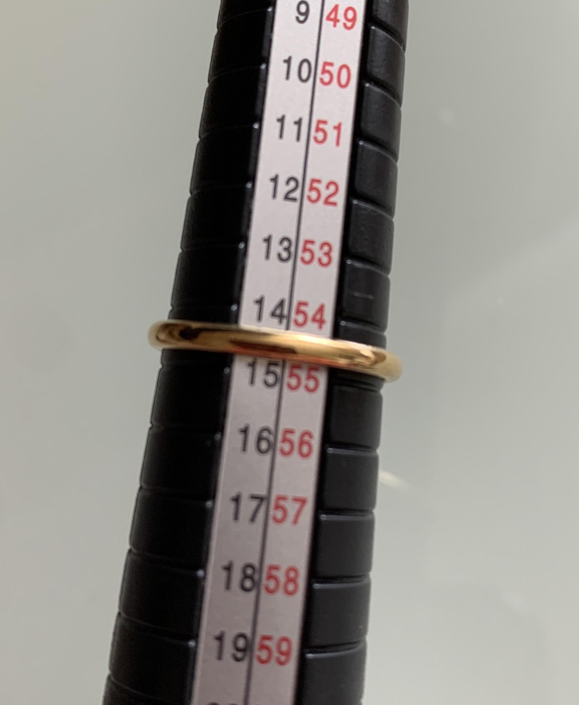 Anillo antiguo de diamantes de oro de 18 ct en venta 6