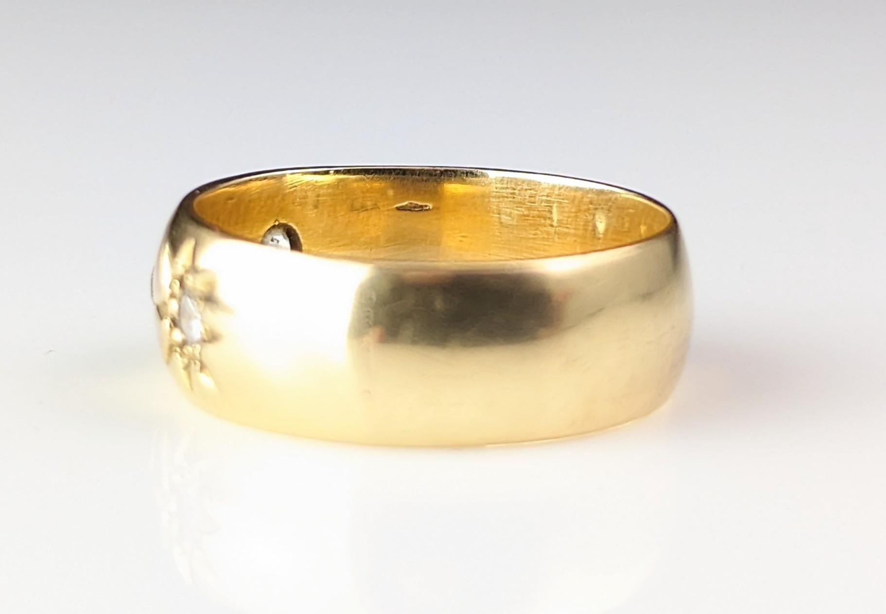 Antique 18ct gold Diamond star set band ring, Victorian  5