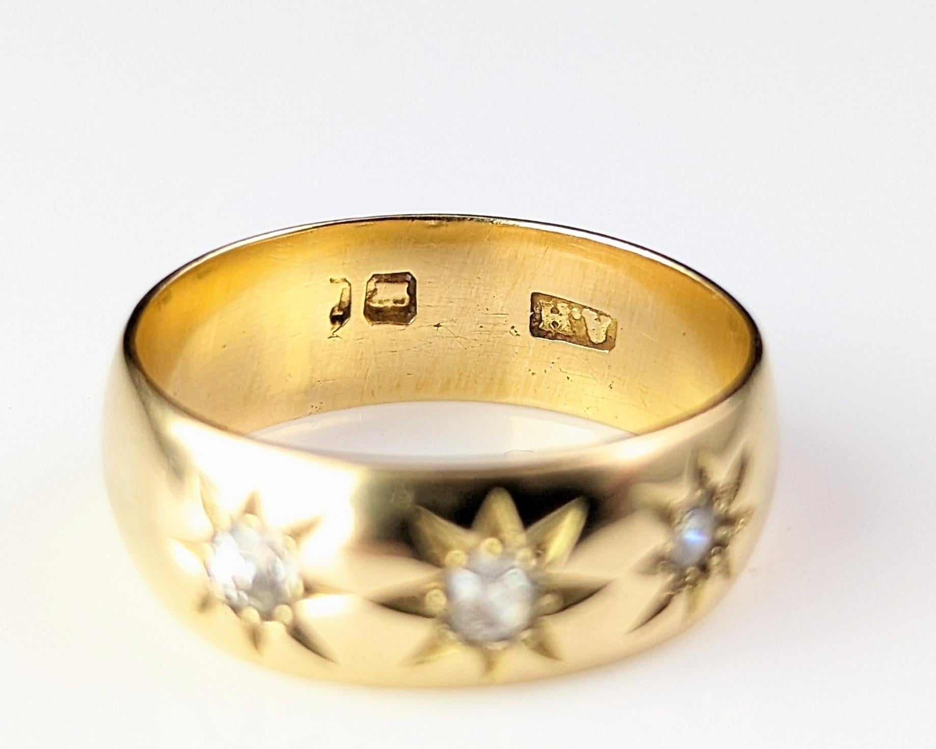 Antique 18ct gold Diamond star set band ring, Victorian  10