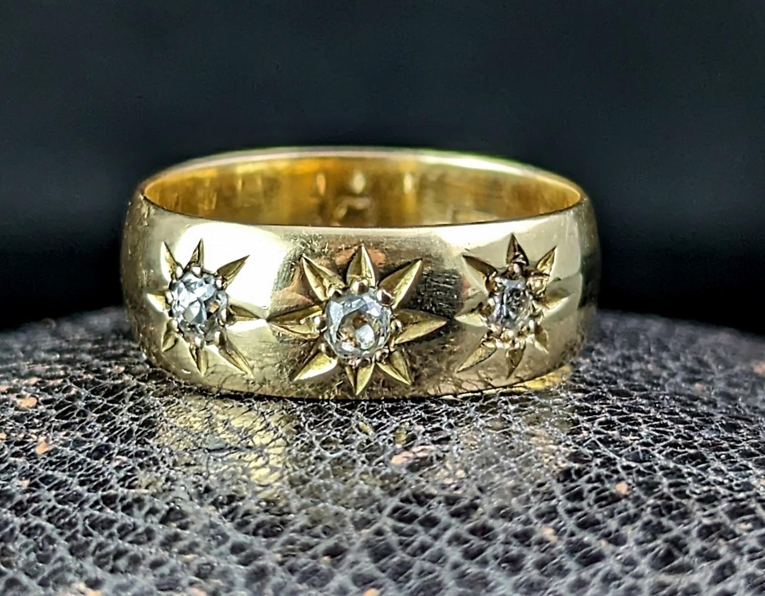 Antique 18ct gold Diamond star set band ring, Victorian  2