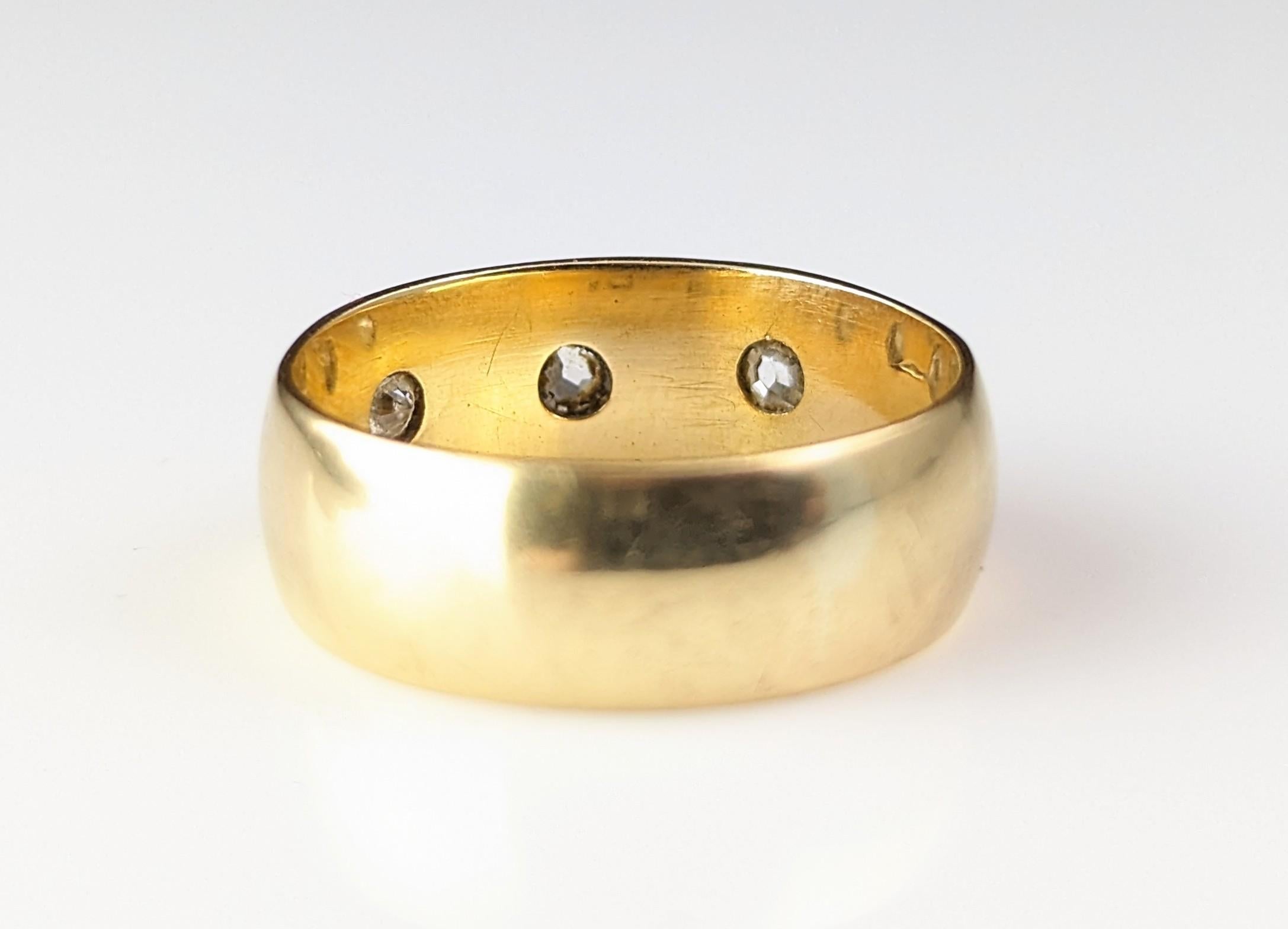 Antique 18ct gold Diamond star set band ring, Victorian  4