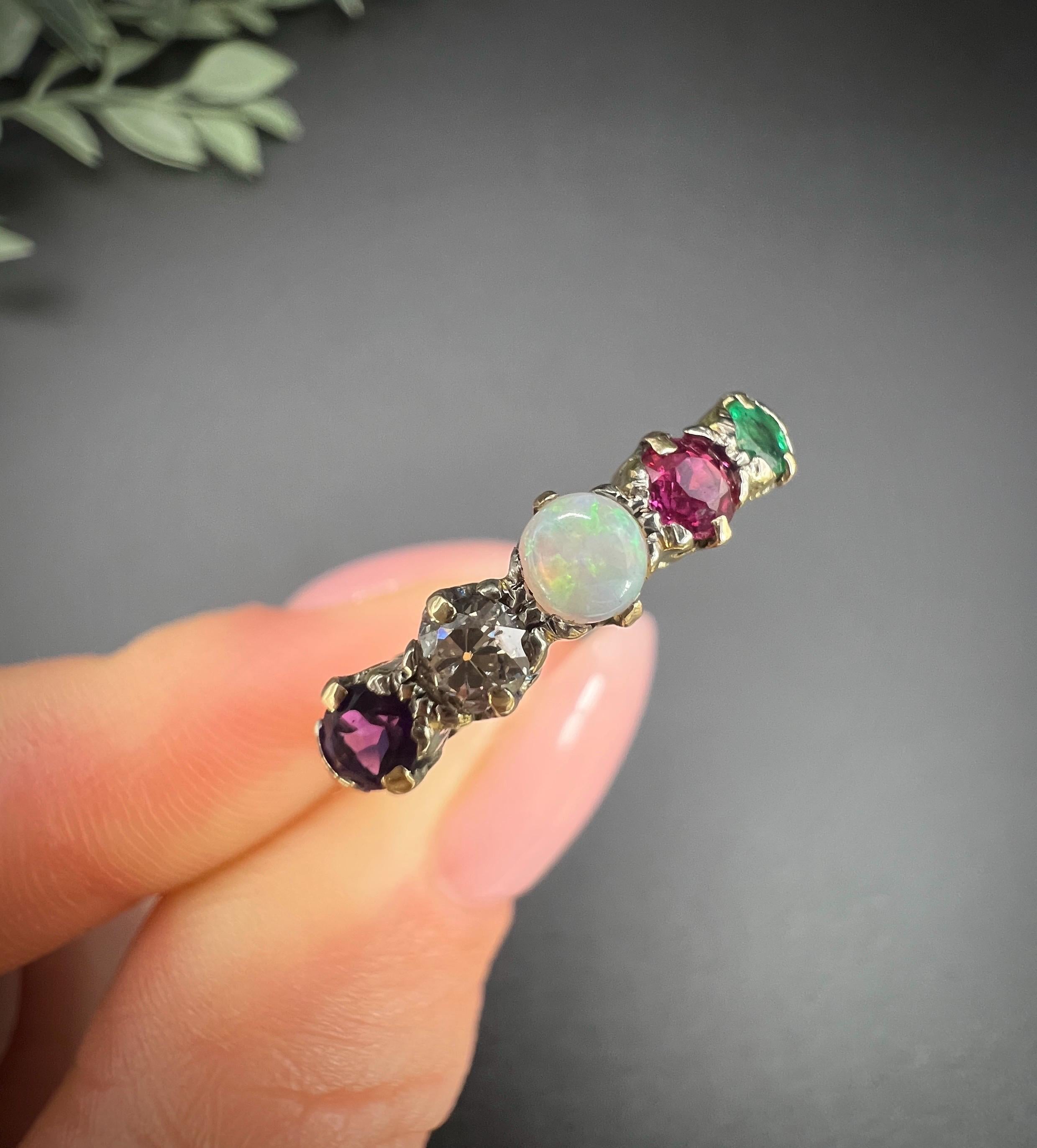 Antiker Ring aus 18 Karat Gold, Edwardian ADORE Amethyst, Diamant, Opal, Rubin und Smaragd im Angebot 5