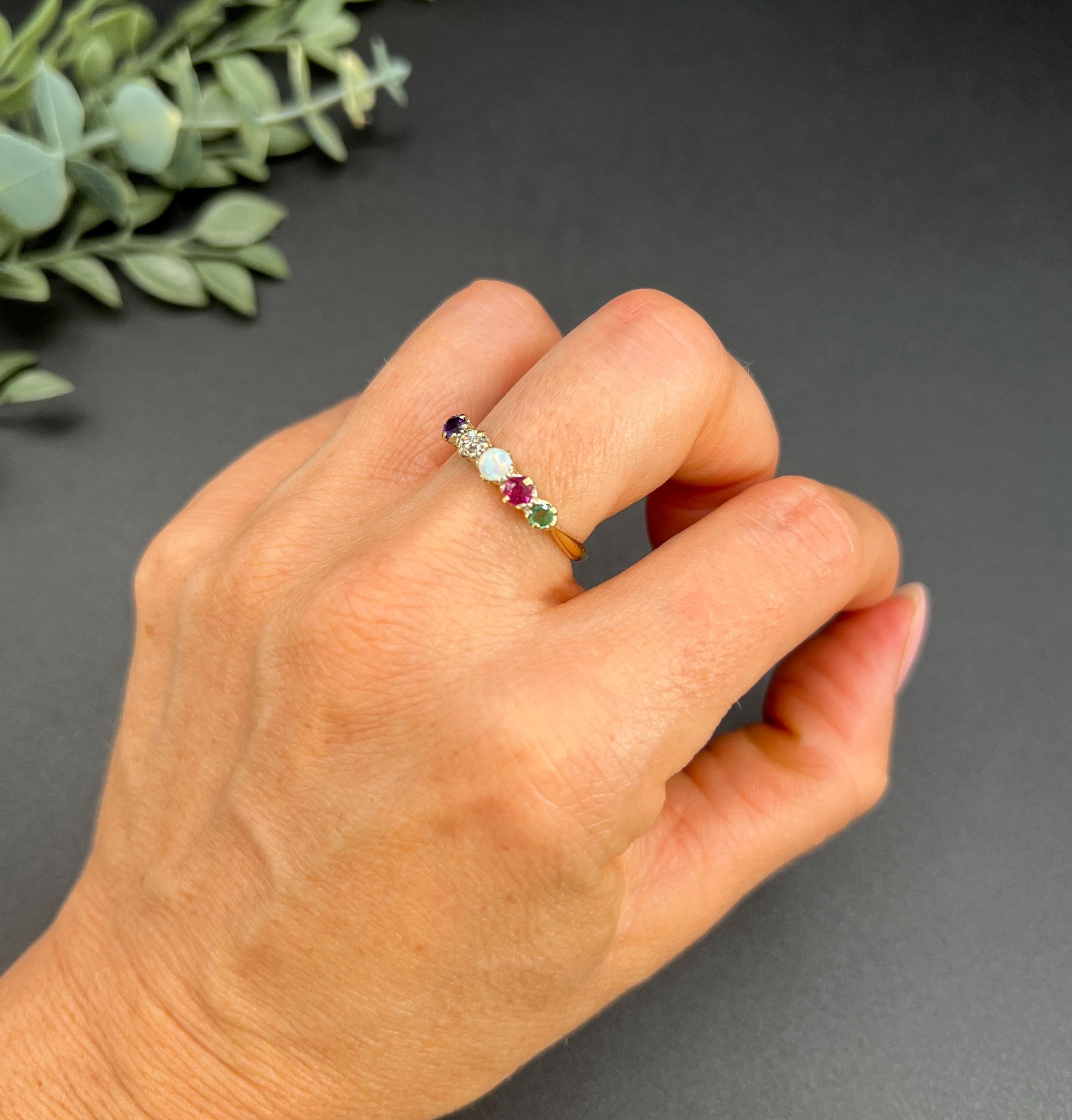 Antiker Ring aus 18 Karat Gold, Edwardian ADORE Amethyst, Diamant, Opal, Rubin und Smaragd im Angebot 2