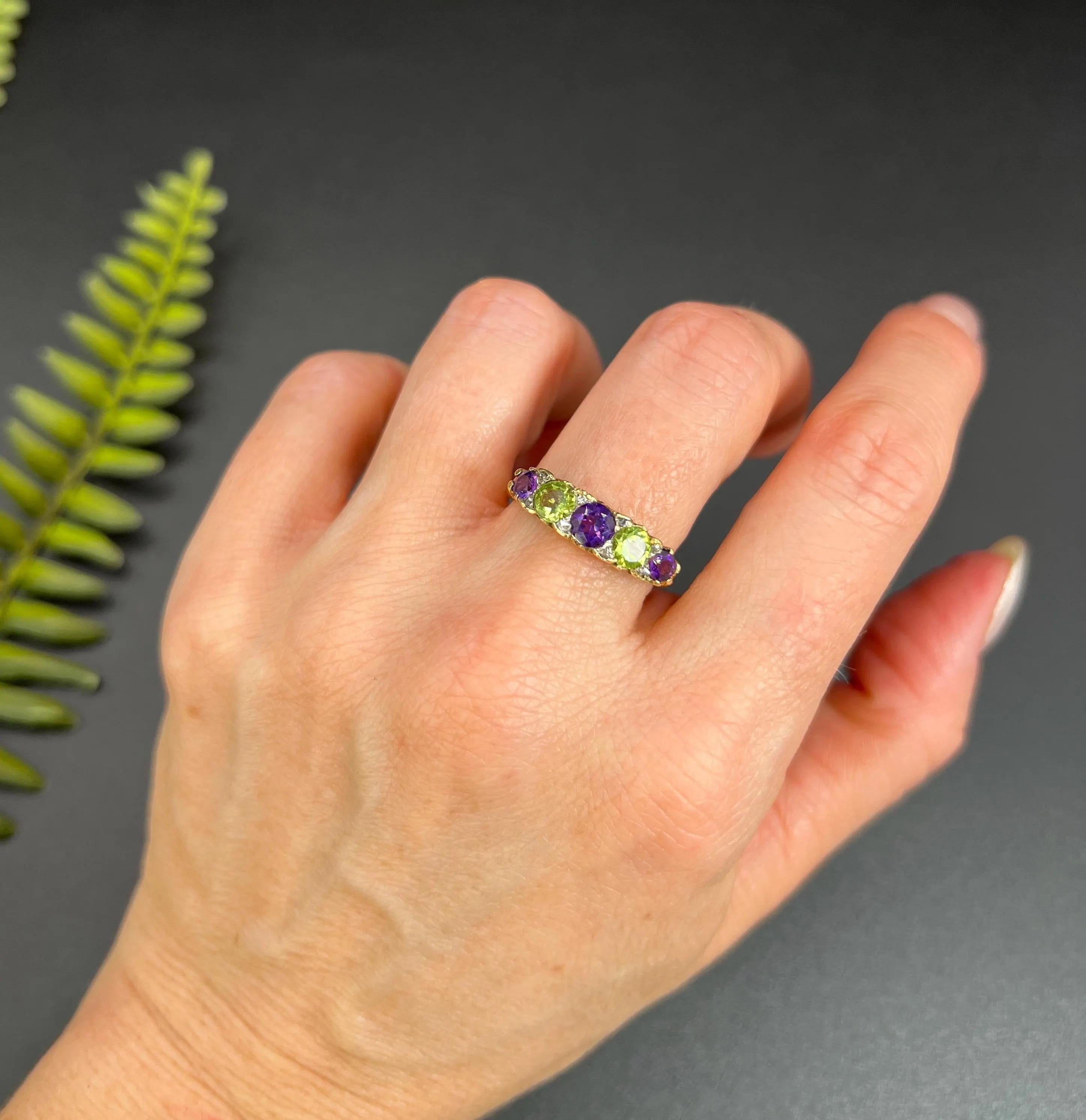 Antique 18ct Gold, Edwardian Amethyst, Peridot & Diamond Carved Suffragette Ring For Sale 1