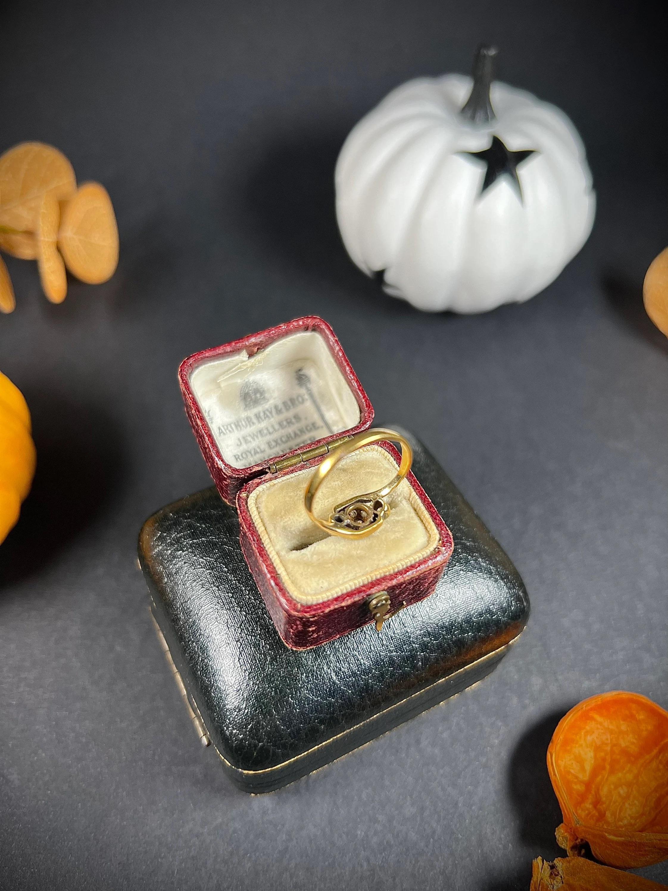 Antiker 18ct Gold Edwardian Diamant Gänseblümchen Ring im Zustand „Gut“ im Angebot in Brighton, GB