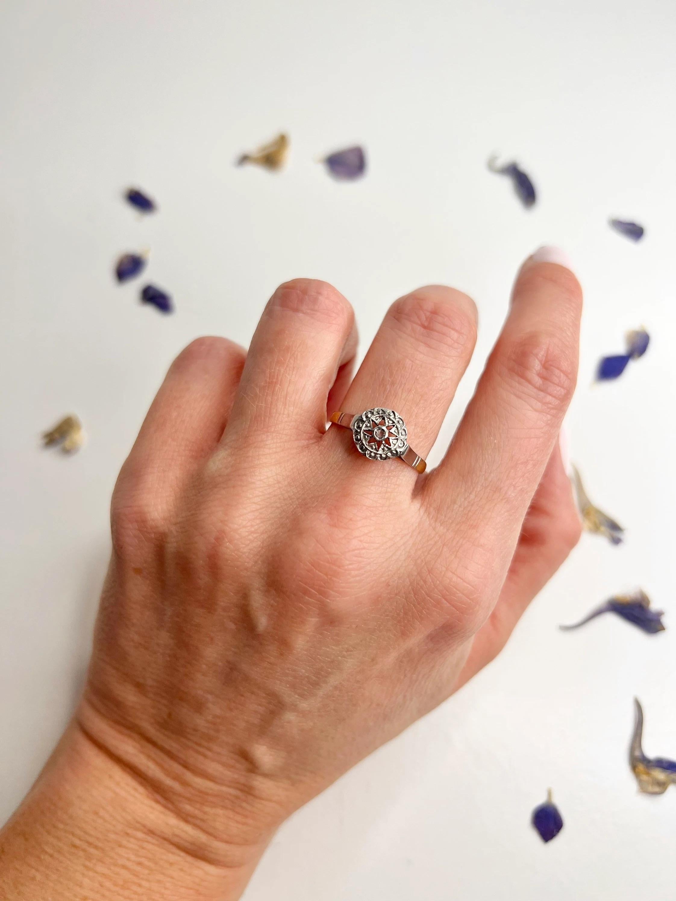 Antique 18ct Gold Edwardian Diamond Illusion Ring For Sale 2