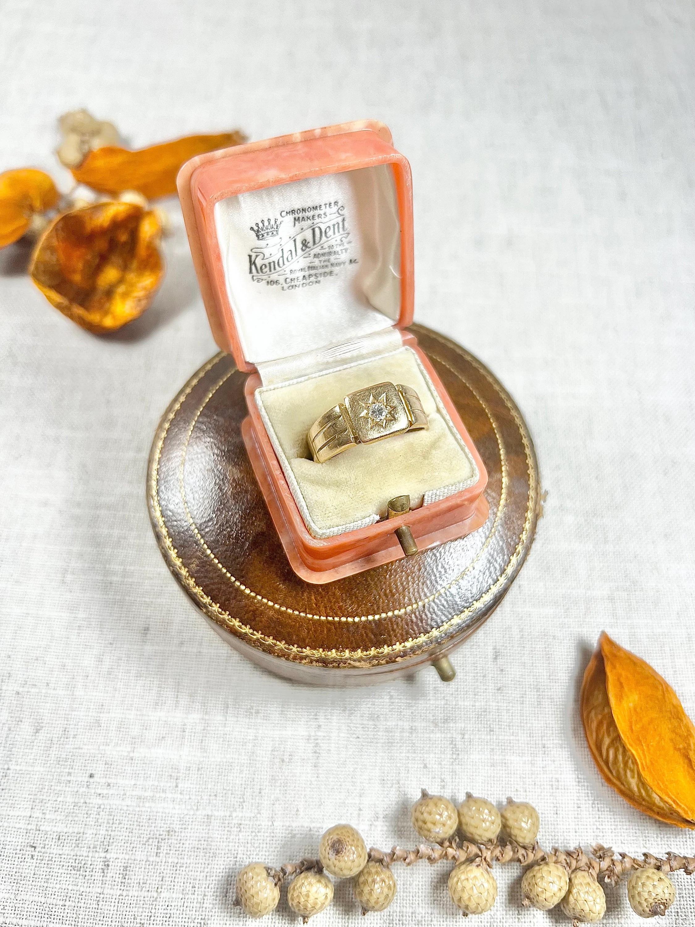  Bague de chevalière carrée ancienne en or 18ct, sertie de diamants, datant de l'époque édouardienne Unisexe 