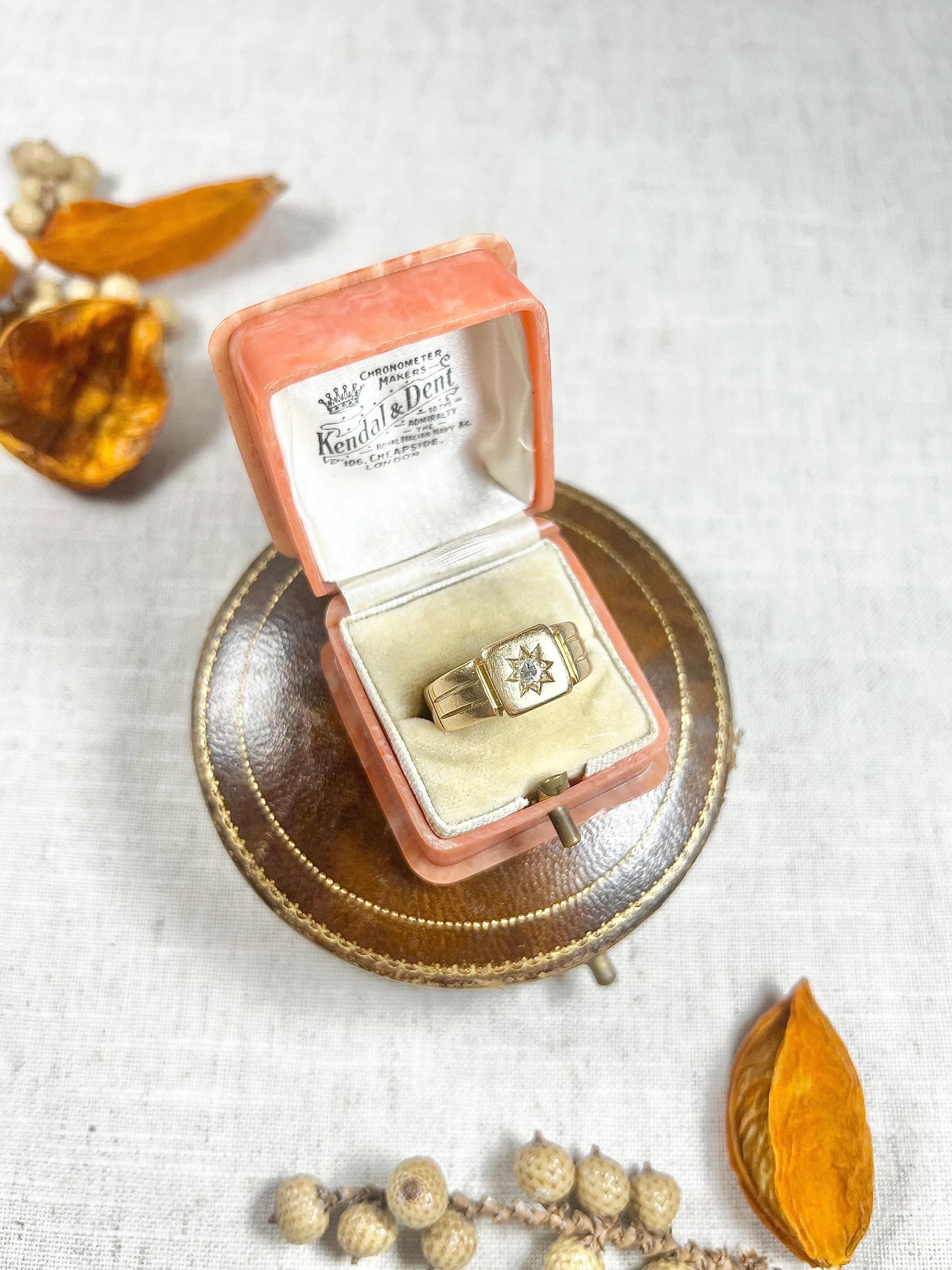 Bague de chevalière carrée ancienne en or 18ct, sertie de diamants, datant de l'époque édouardienne 1