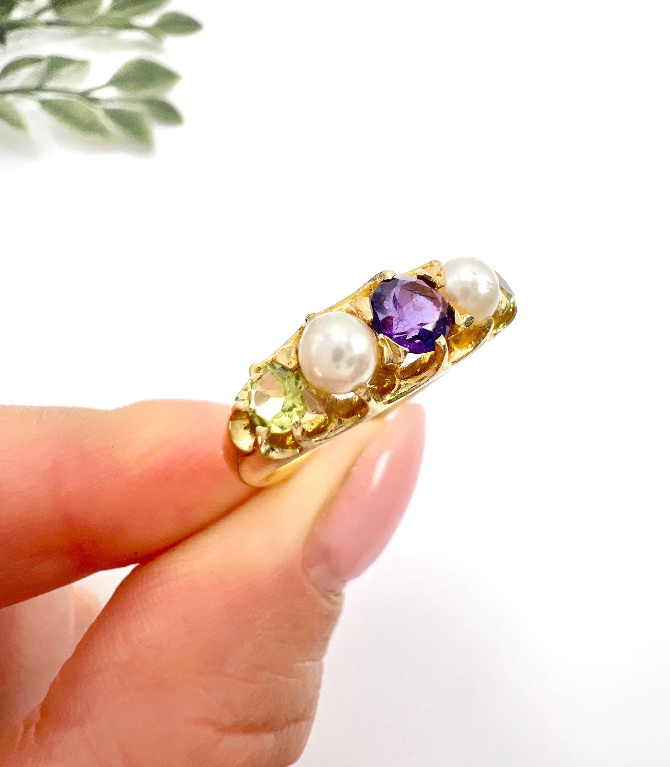 Antique 18ct Gold Edwardian Five Stone Amethyst Peridot & Pearl Suffragette Ring For Sale 5