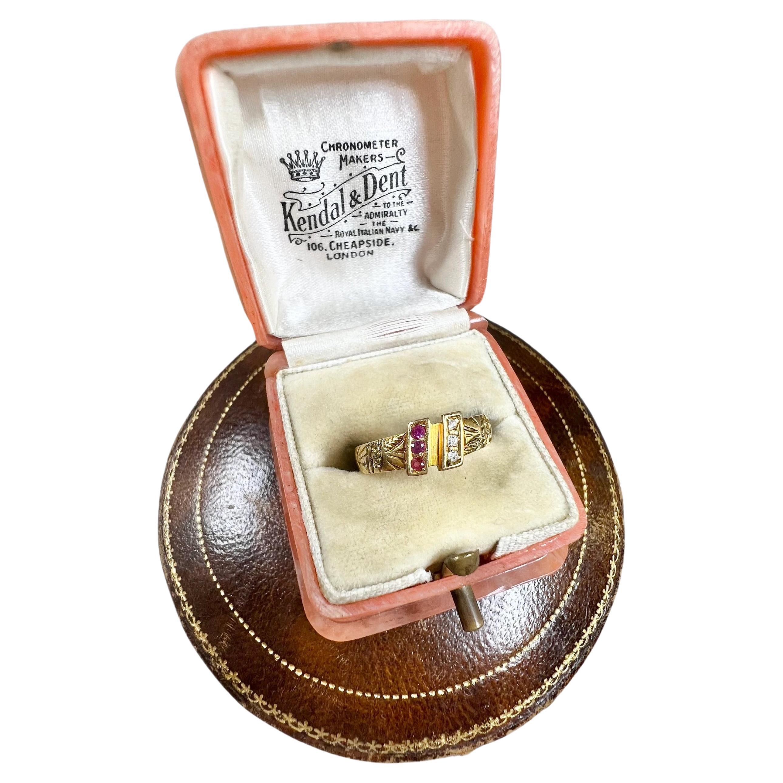 Antiker edwardianischer Ring aus 18 Karat Gold mit Rubin und Diamant