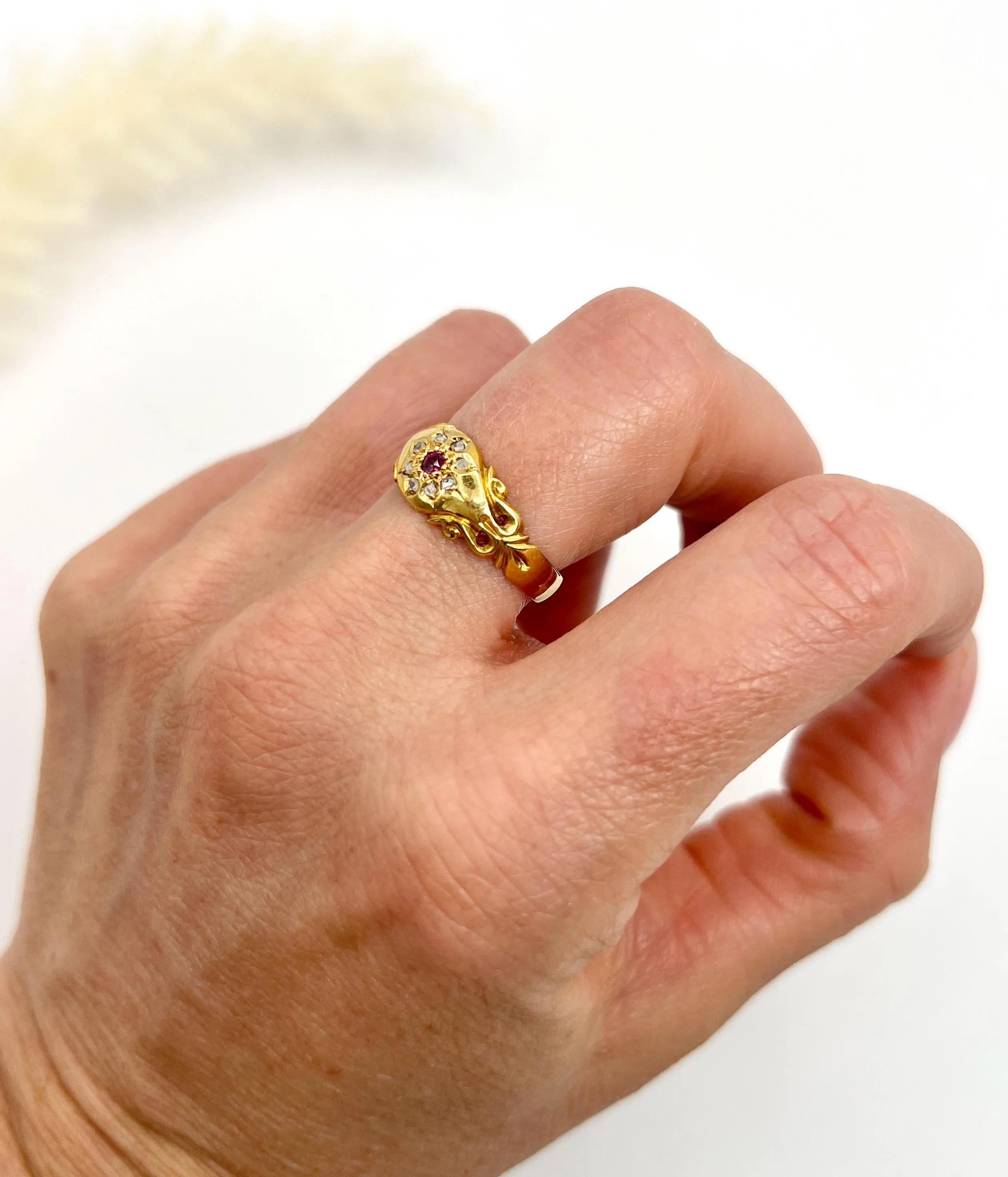 Antique 18ct Gold, Edwardian Ruby & Diamond Daisy Ring, Hallmarked Chester 1904 5