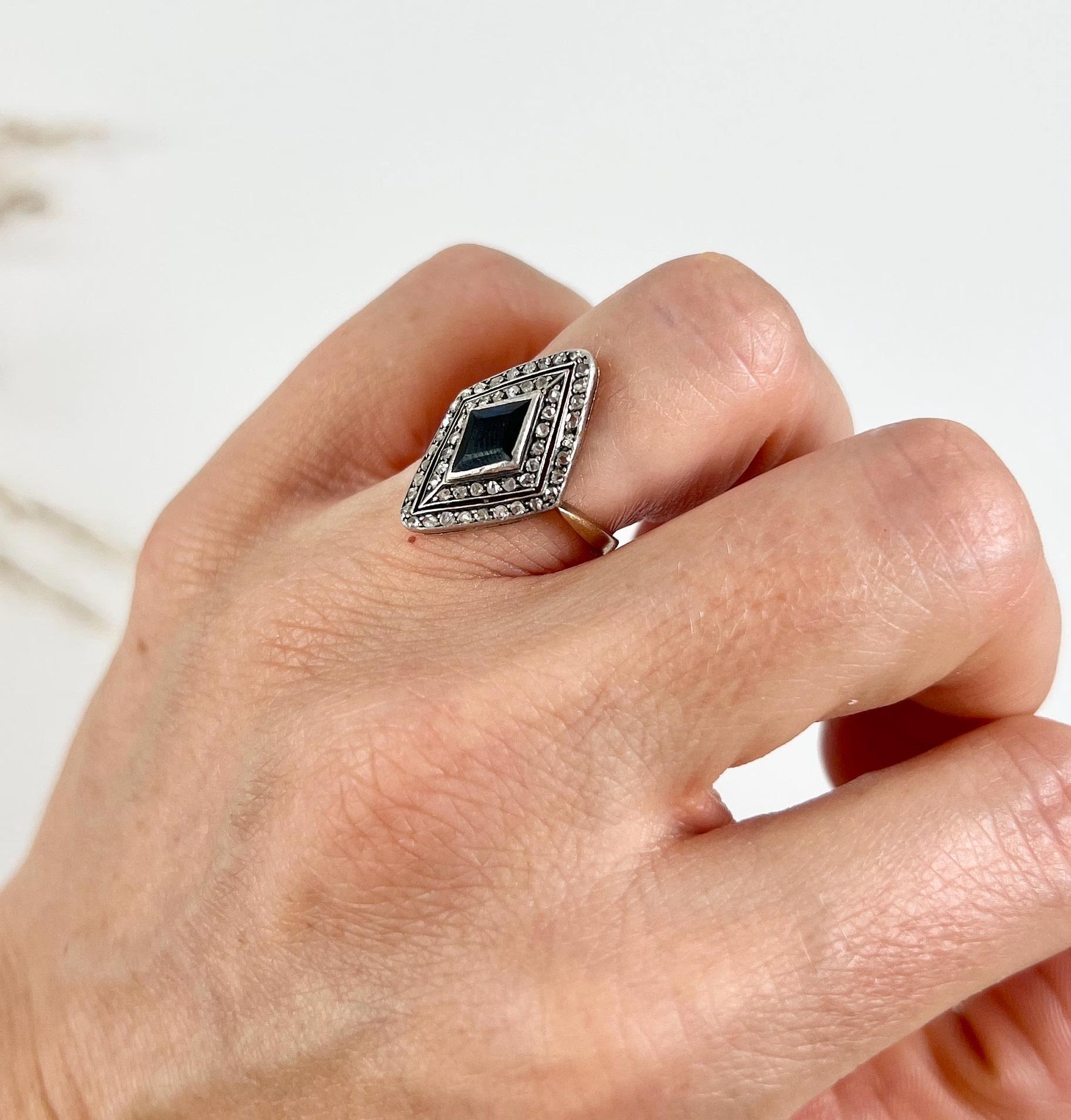 Antique 18ct Gold, Edwardian Sapphire & Diamond Marquise/Navette Ring For Sale 3